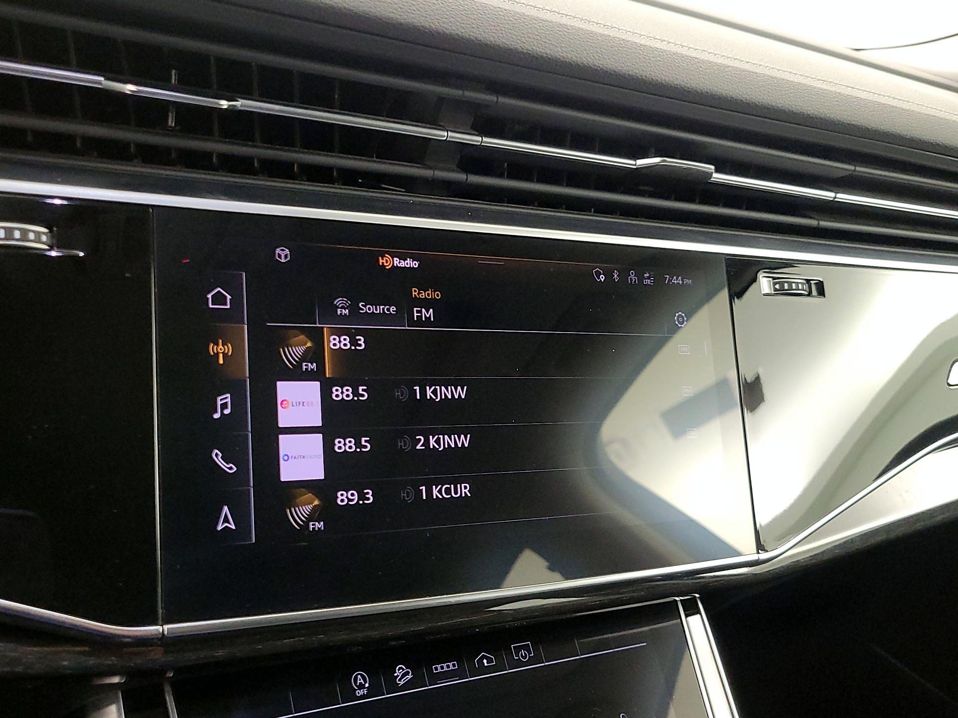 Thumbnail: 2023 Audi Q7 - 16