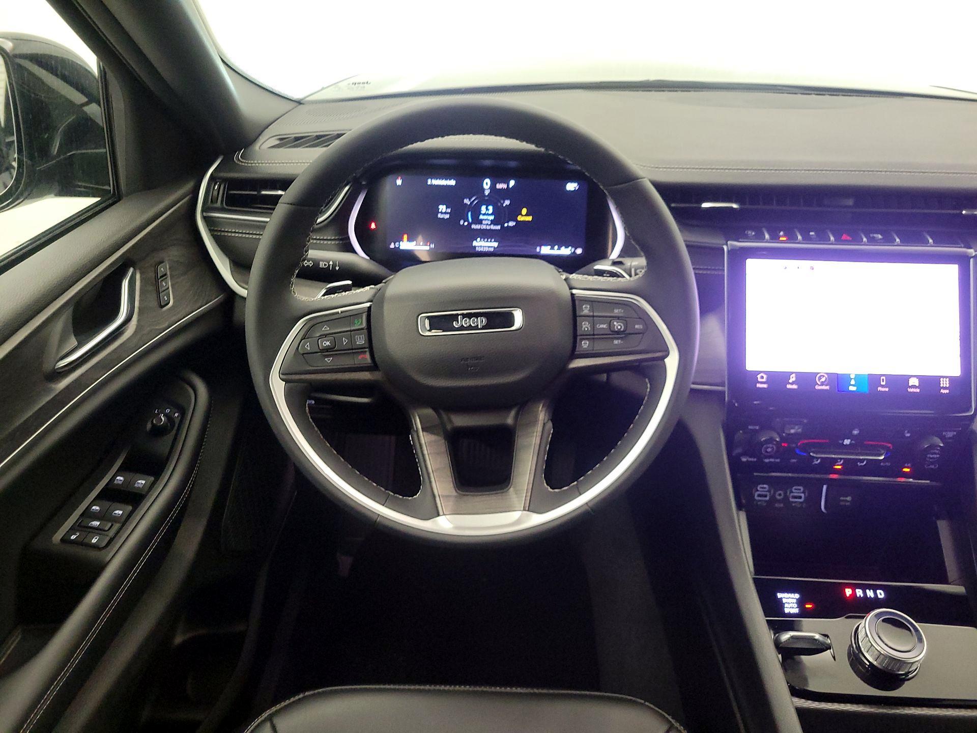 Thumbnail: 2025 Jeep Grand Cherokee - 10