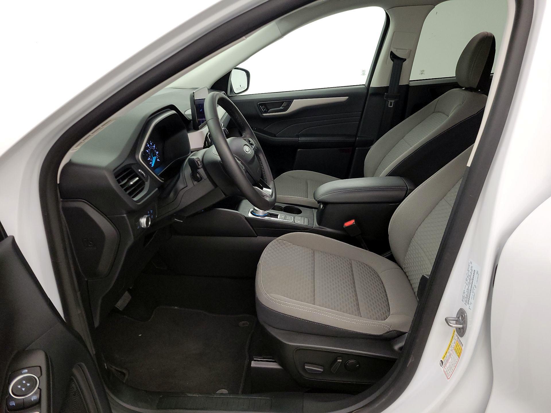 Thumbnail: 2022 Ford Escape - 11