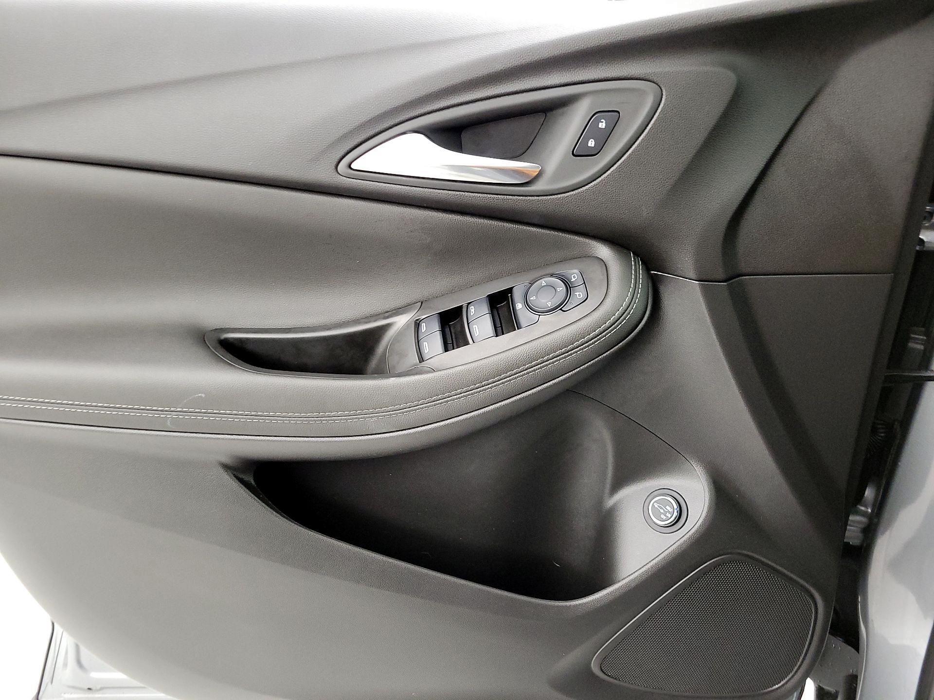 Thumbnail: 2025 Buick Encore GX - 12