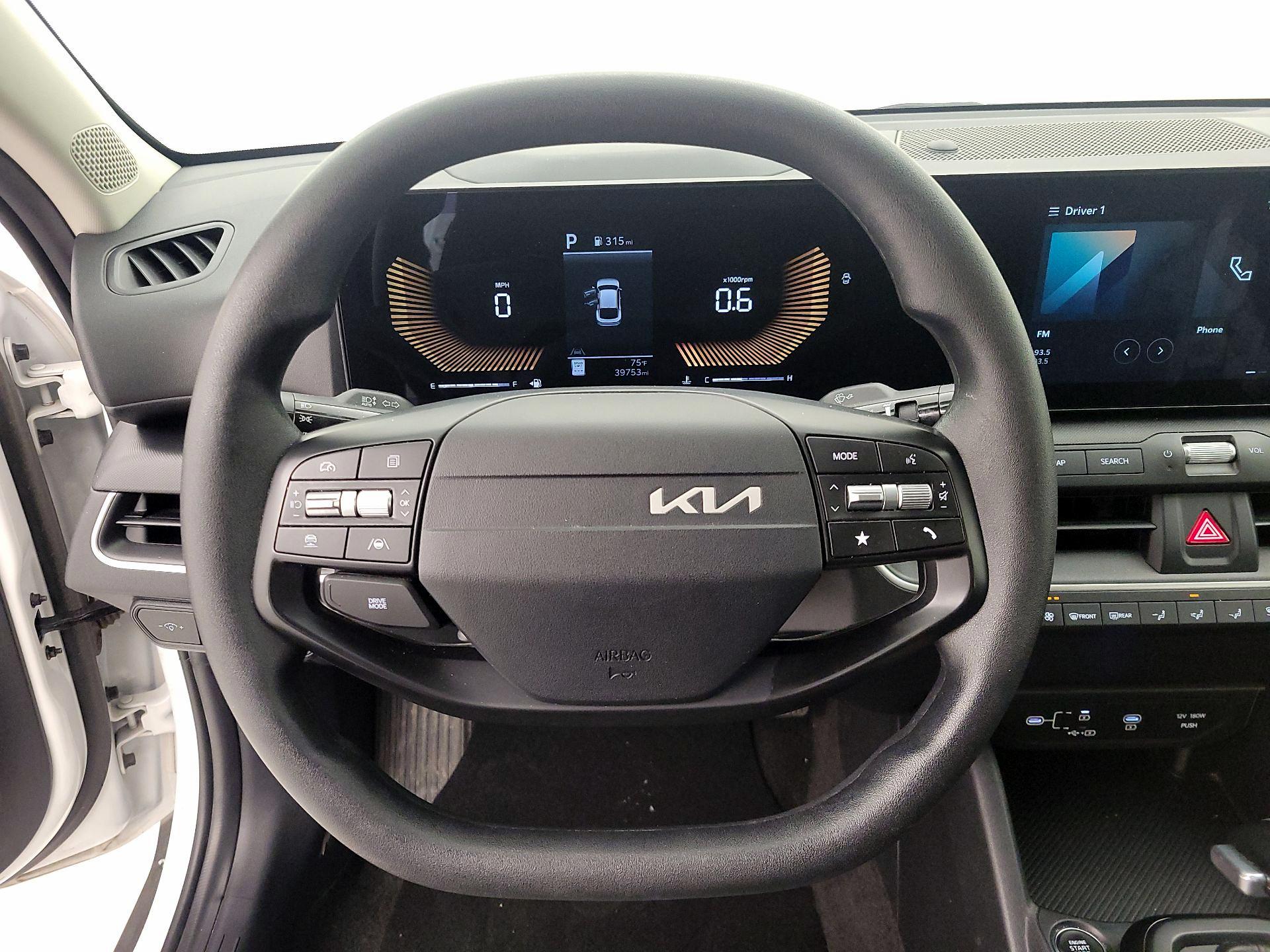 Thumbnail: 2025 Kia K4 - 10