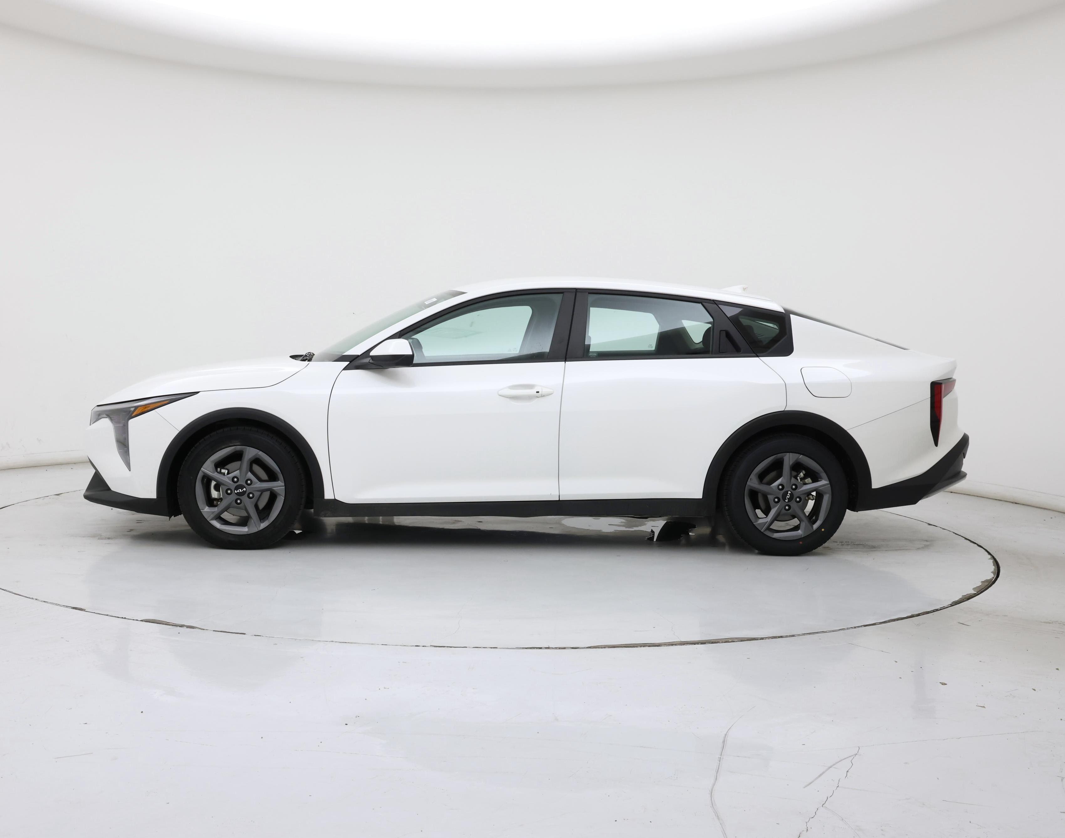 Thumbnail: 2025 Kia K4 - 3