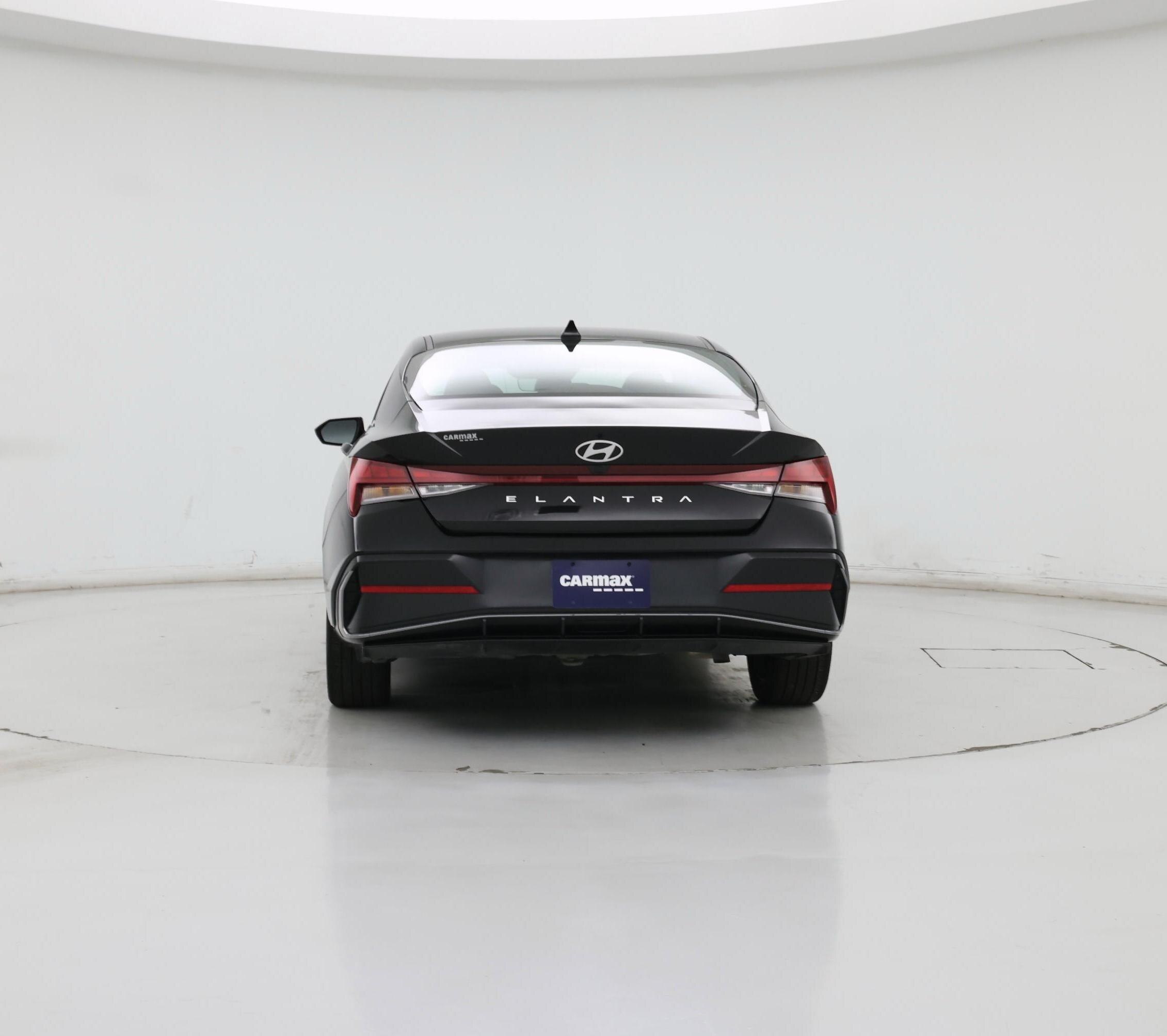 Thumbnail: 2025 Hyundai Elantra - 6