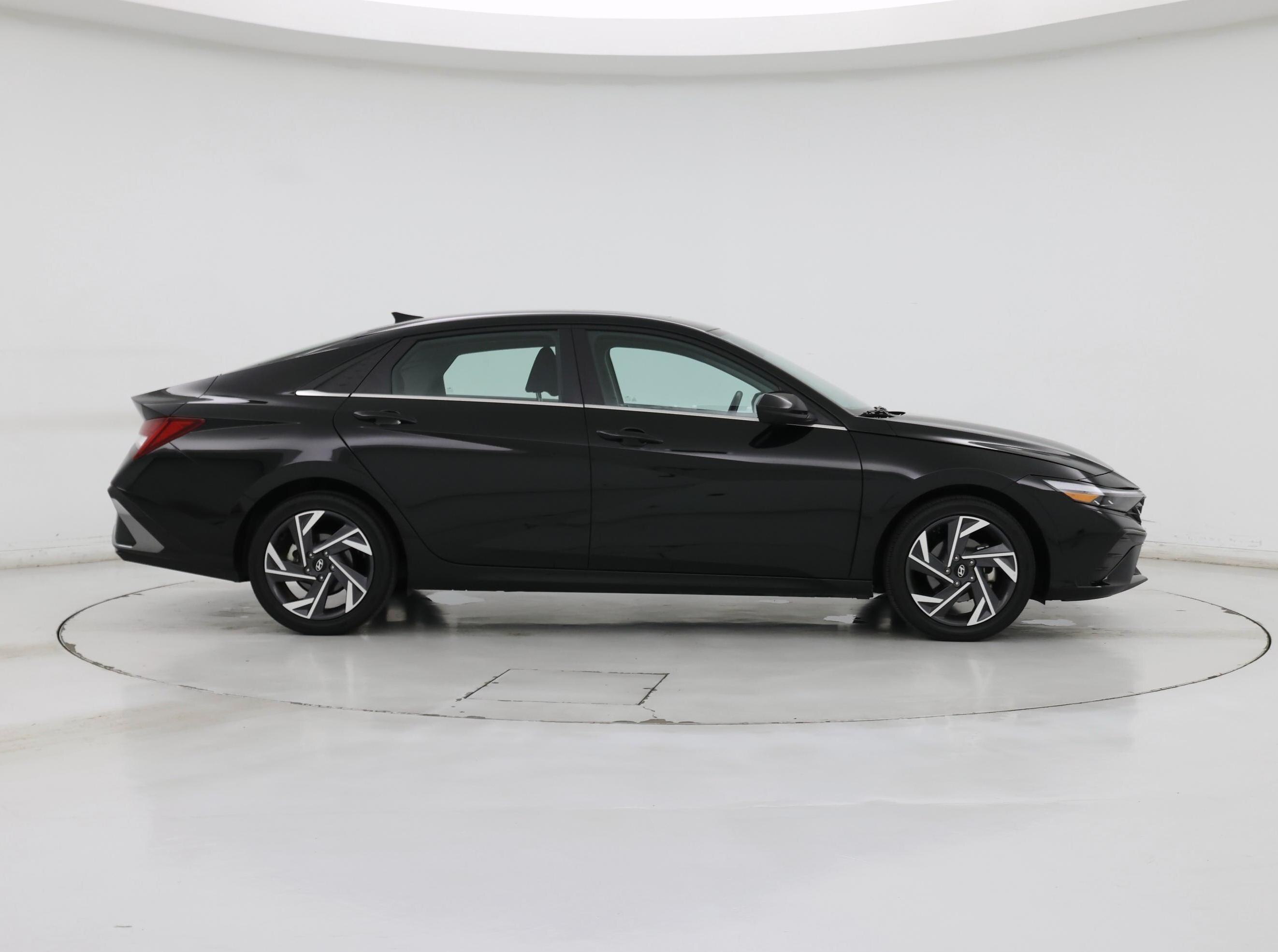Thumbnail: 2025 Hyundai Elantra - 7