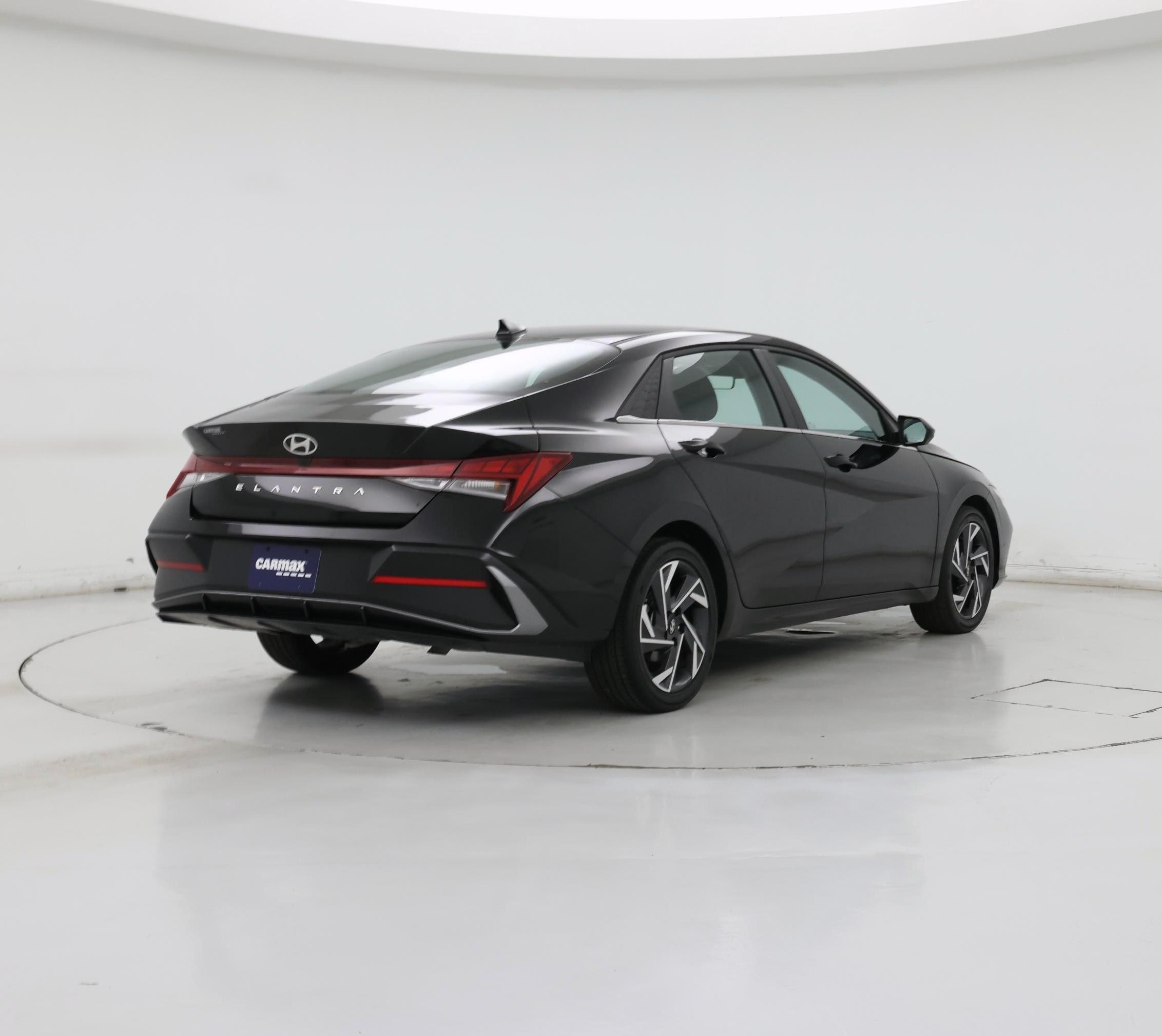 Thumbnail: 2025 Hyundai Elantra - 8