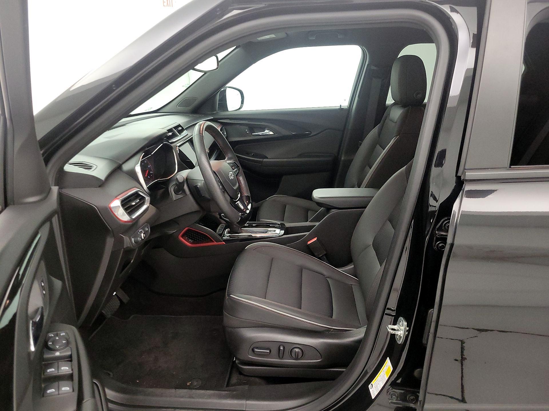 Thumbnail: 2022 Chevrolet TrailBlazer - 11