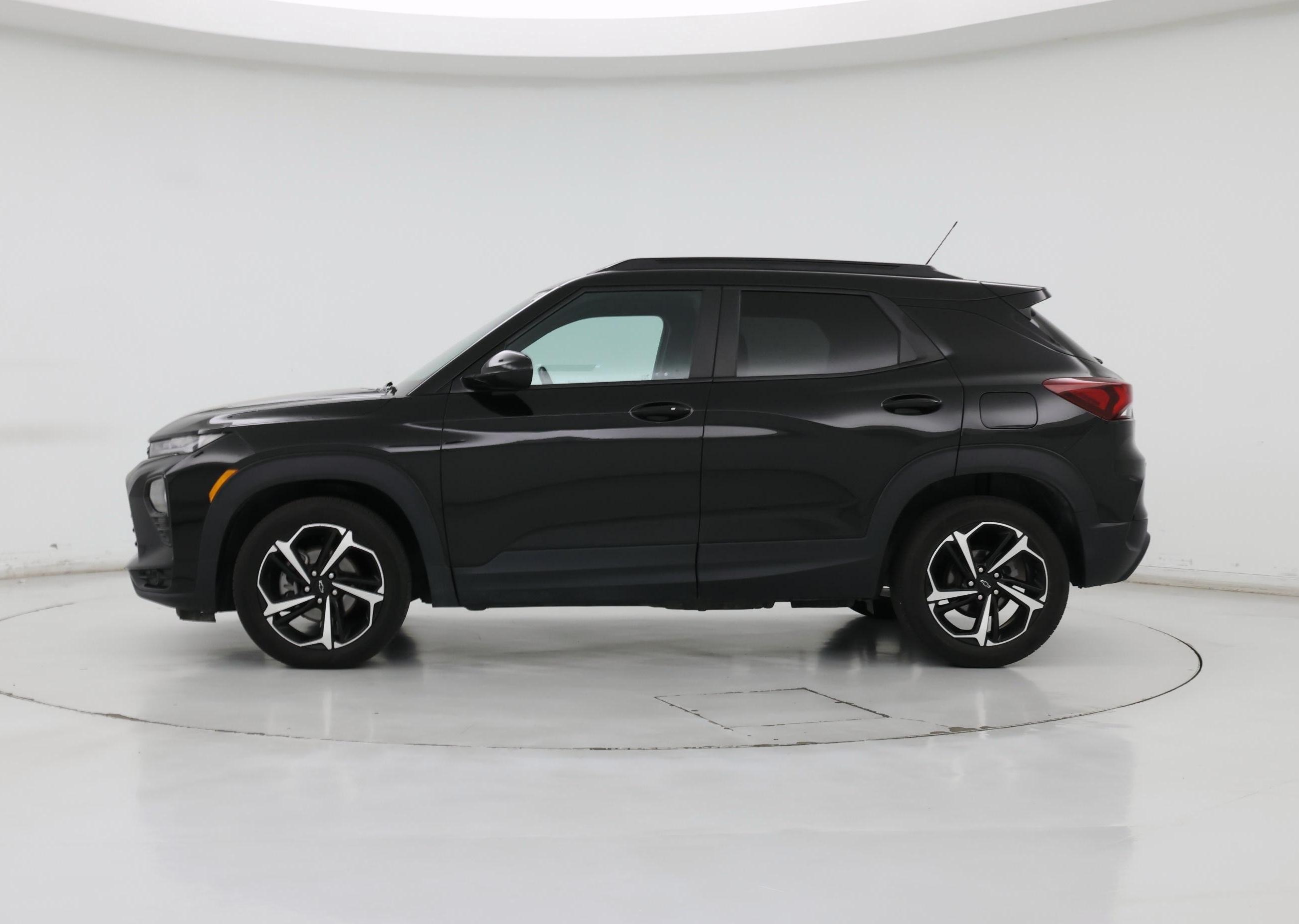 Thumbnail: 2022 Chevrolet TrailBlazer - 3