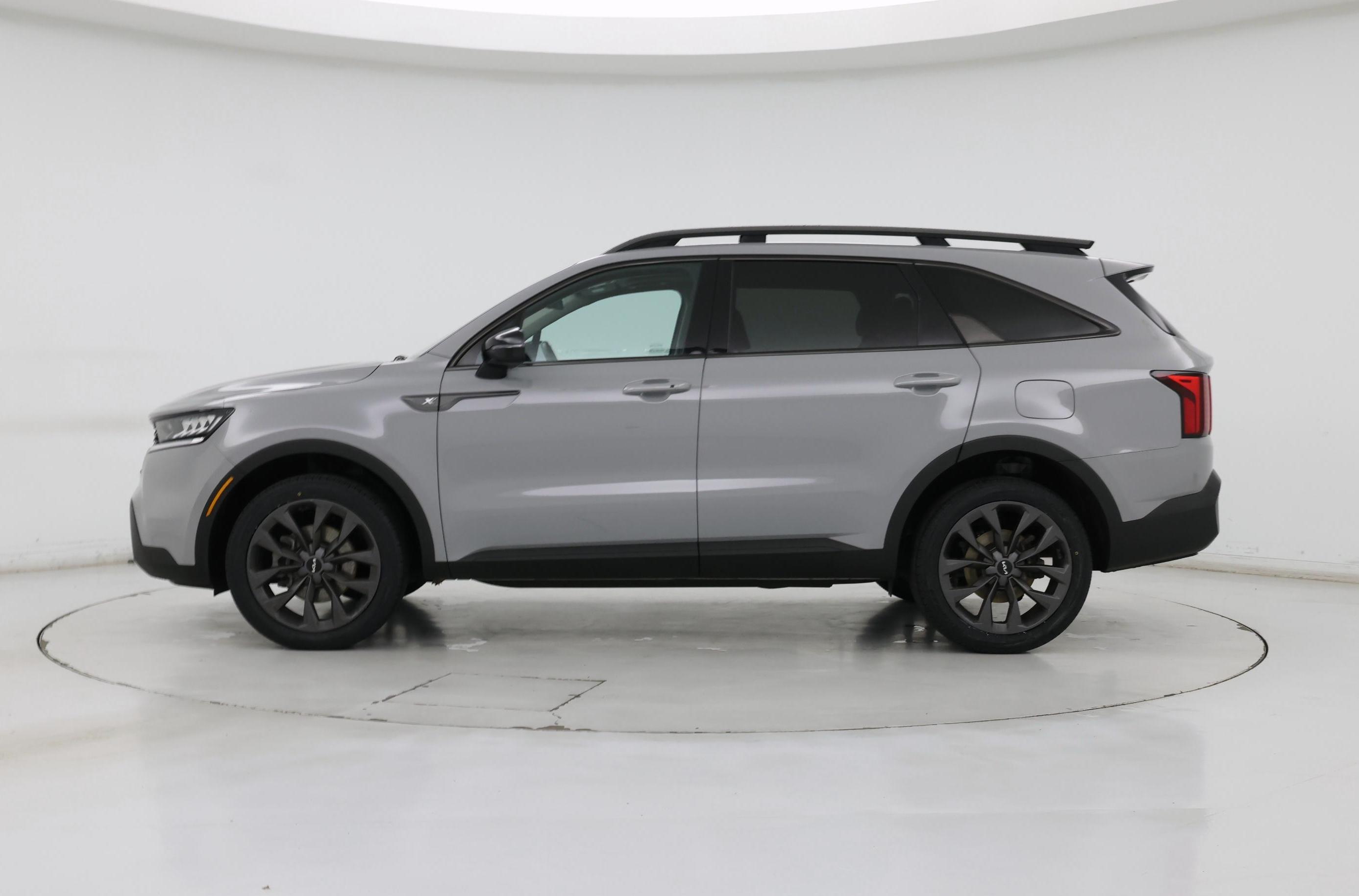 Thumbnail: 2023 Kia Sorento - 3