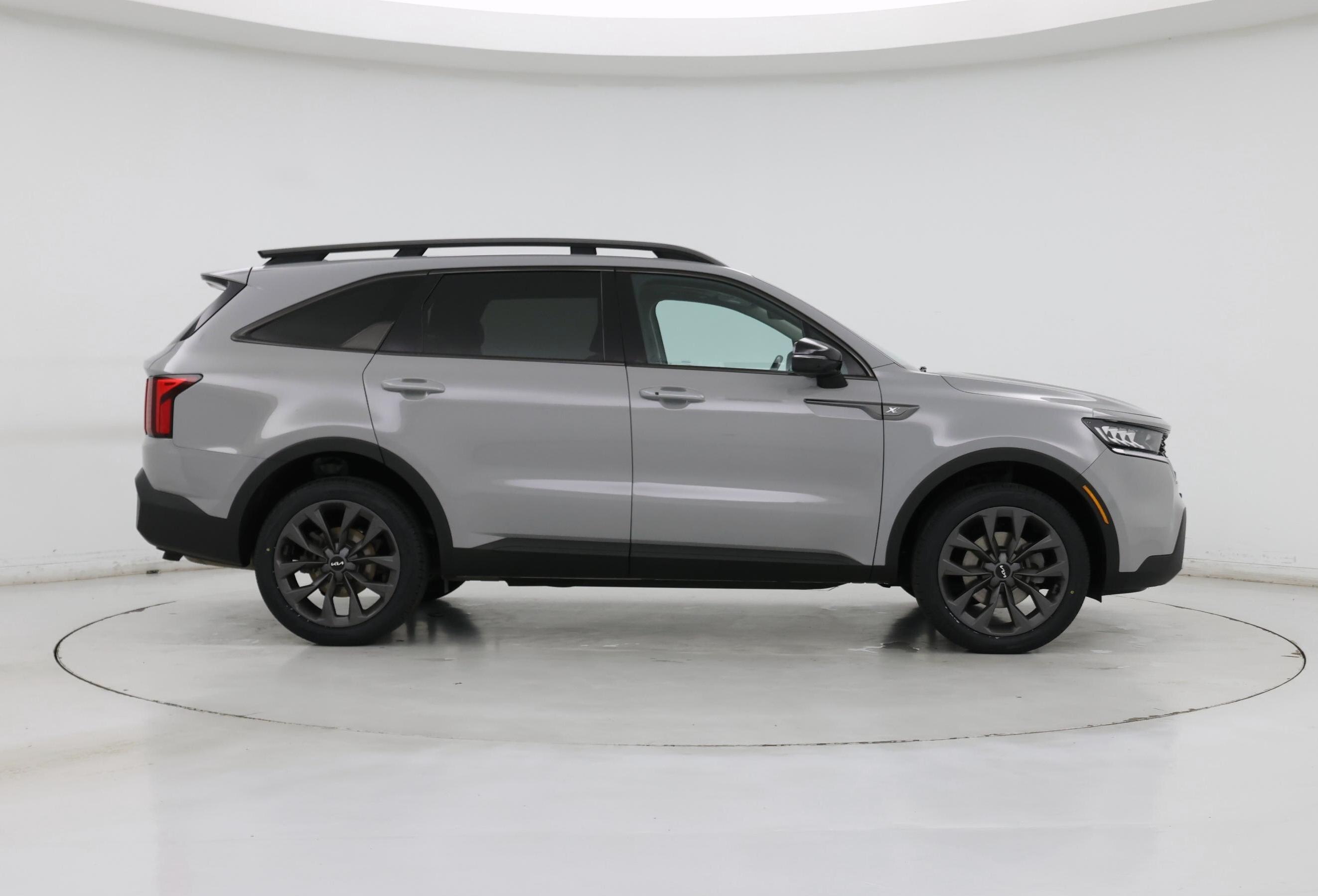 Thumbnail: 2023 Kia Sorento - 7