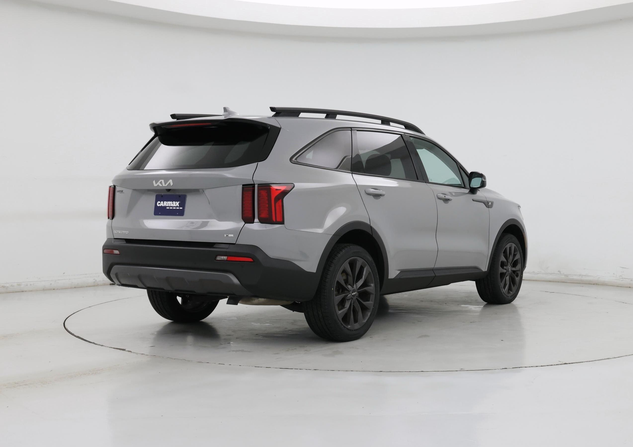 Thumbnail: 2023 Kia Sorento - 8