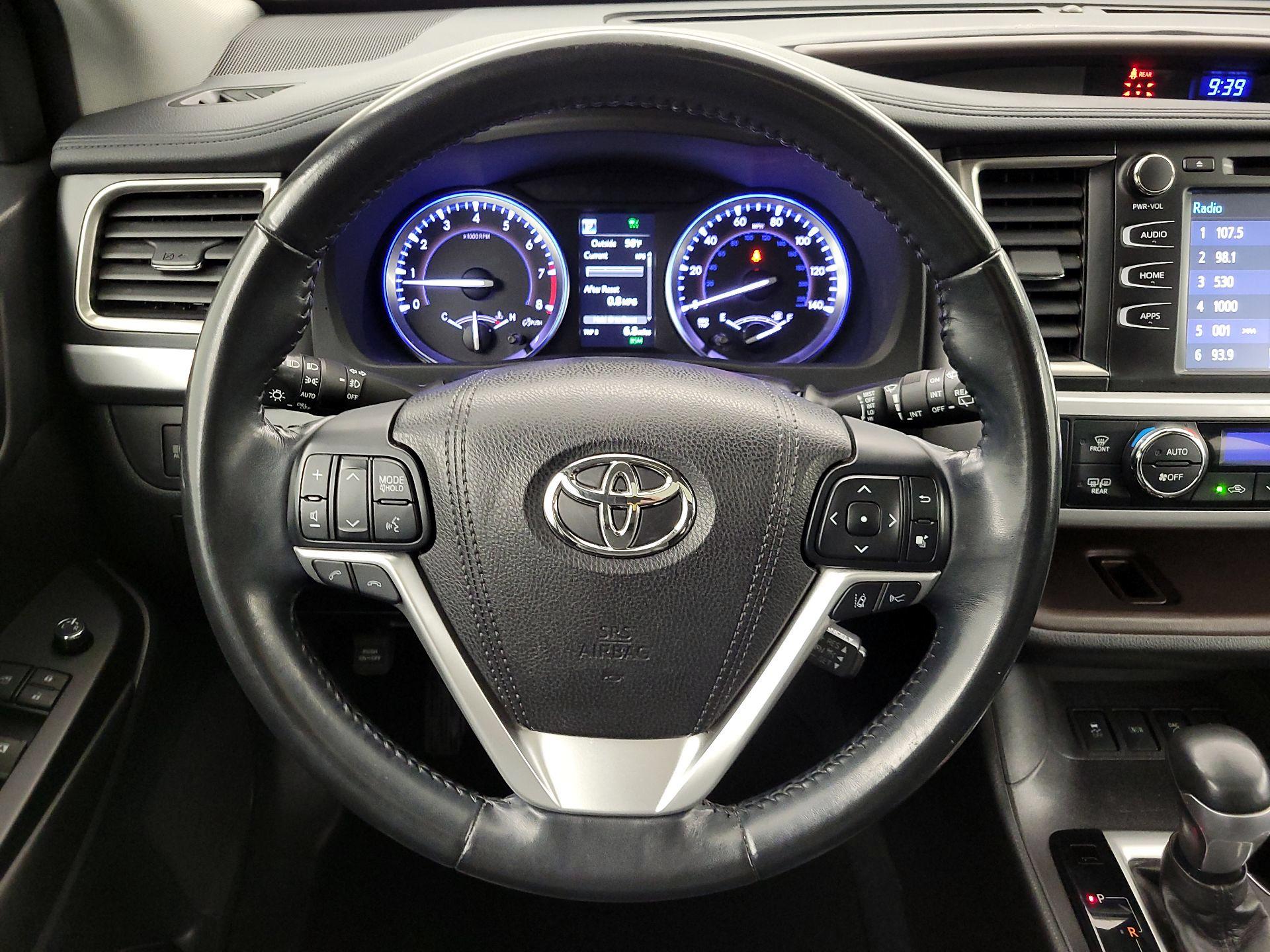 Thumbnail: 2018 Toyota Highlander - 10