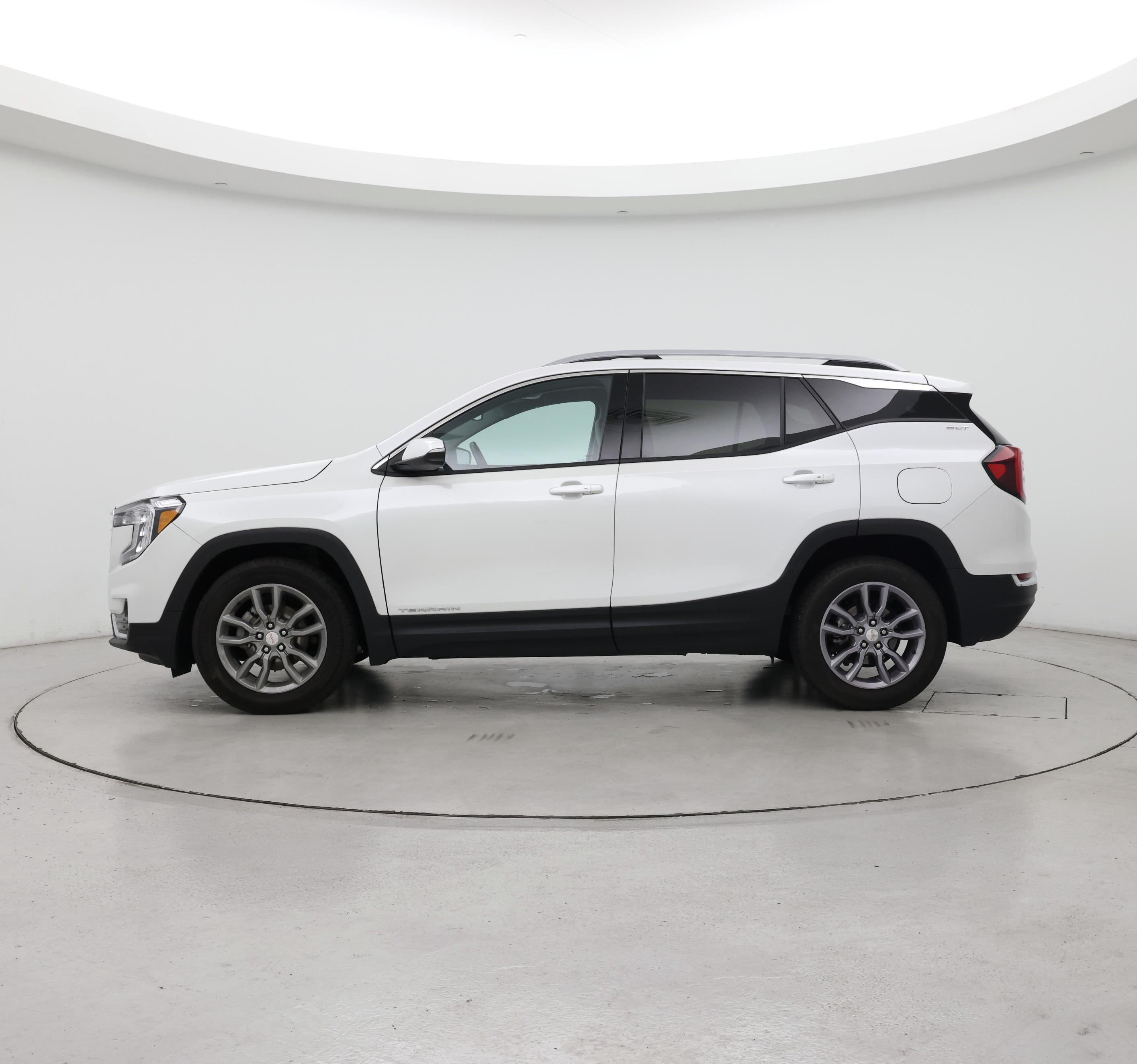 Thumbnail: 2024 GMC Terrain - 3