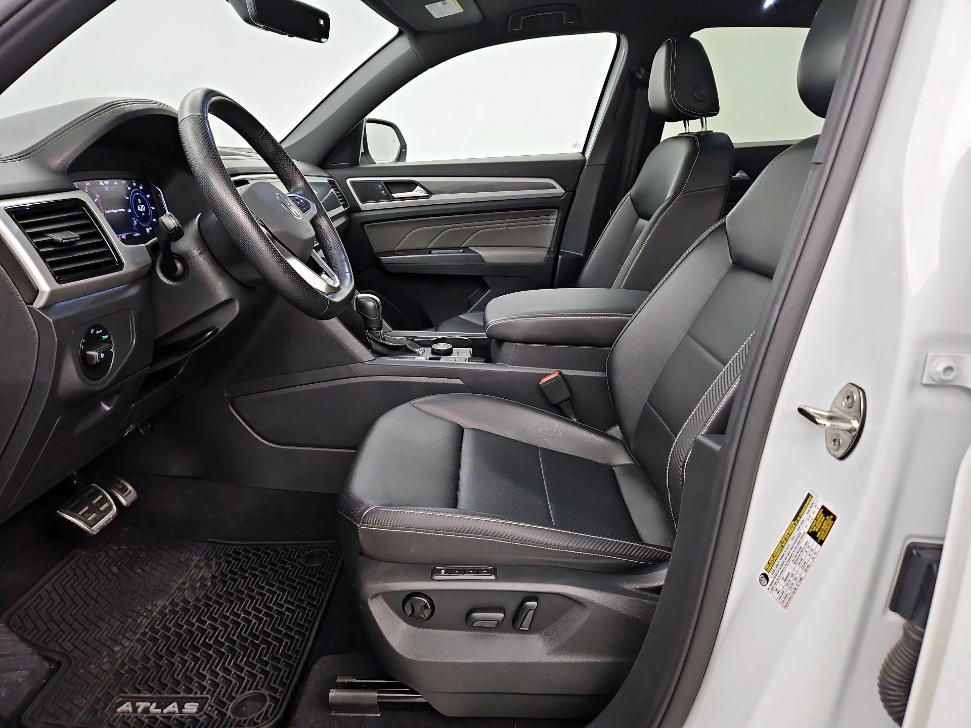 Thumbnail: 2022 Volkswagen Atlas - 11
