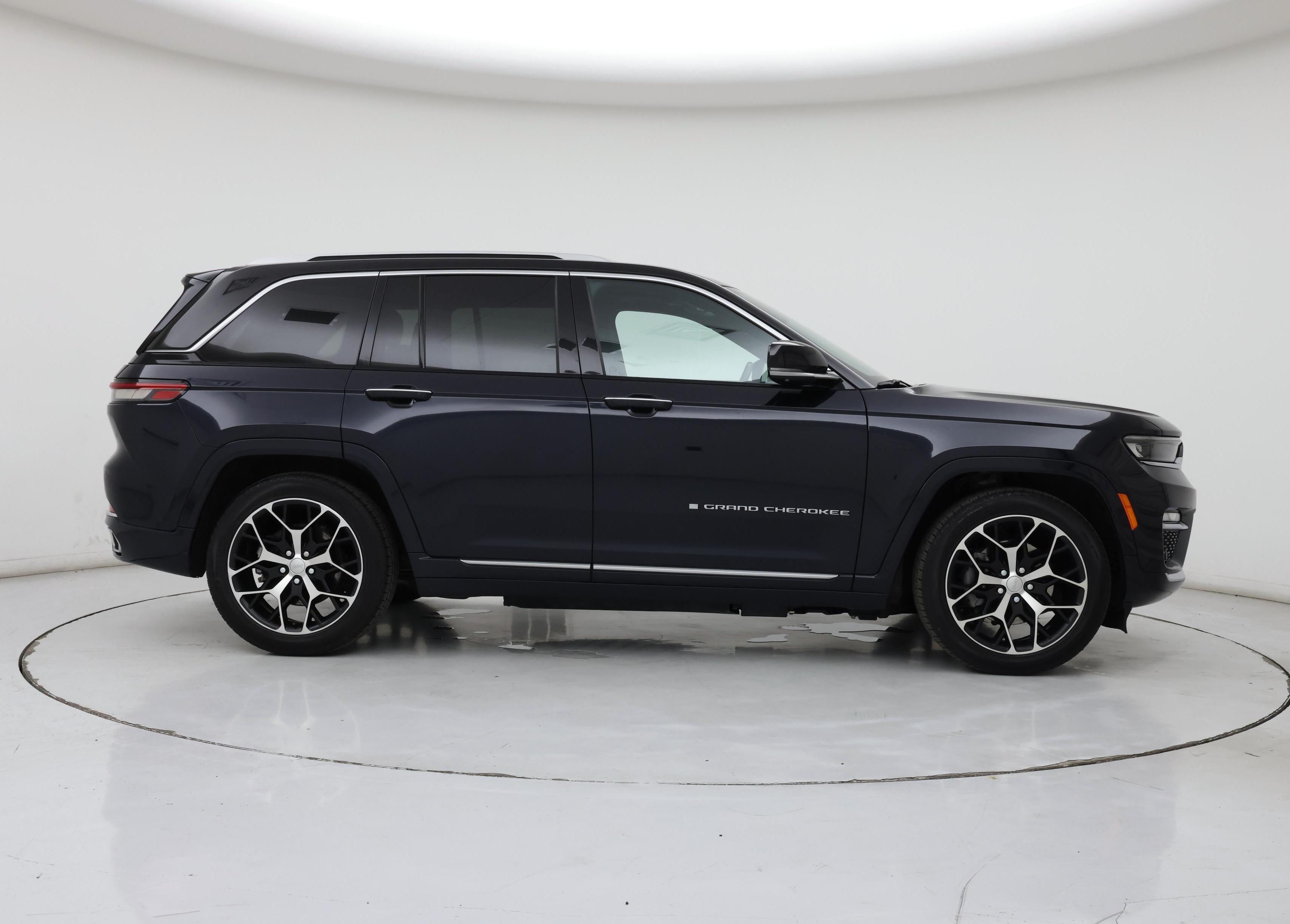 Thumbnail: 2022 Jeep Grand Cherokee - 7