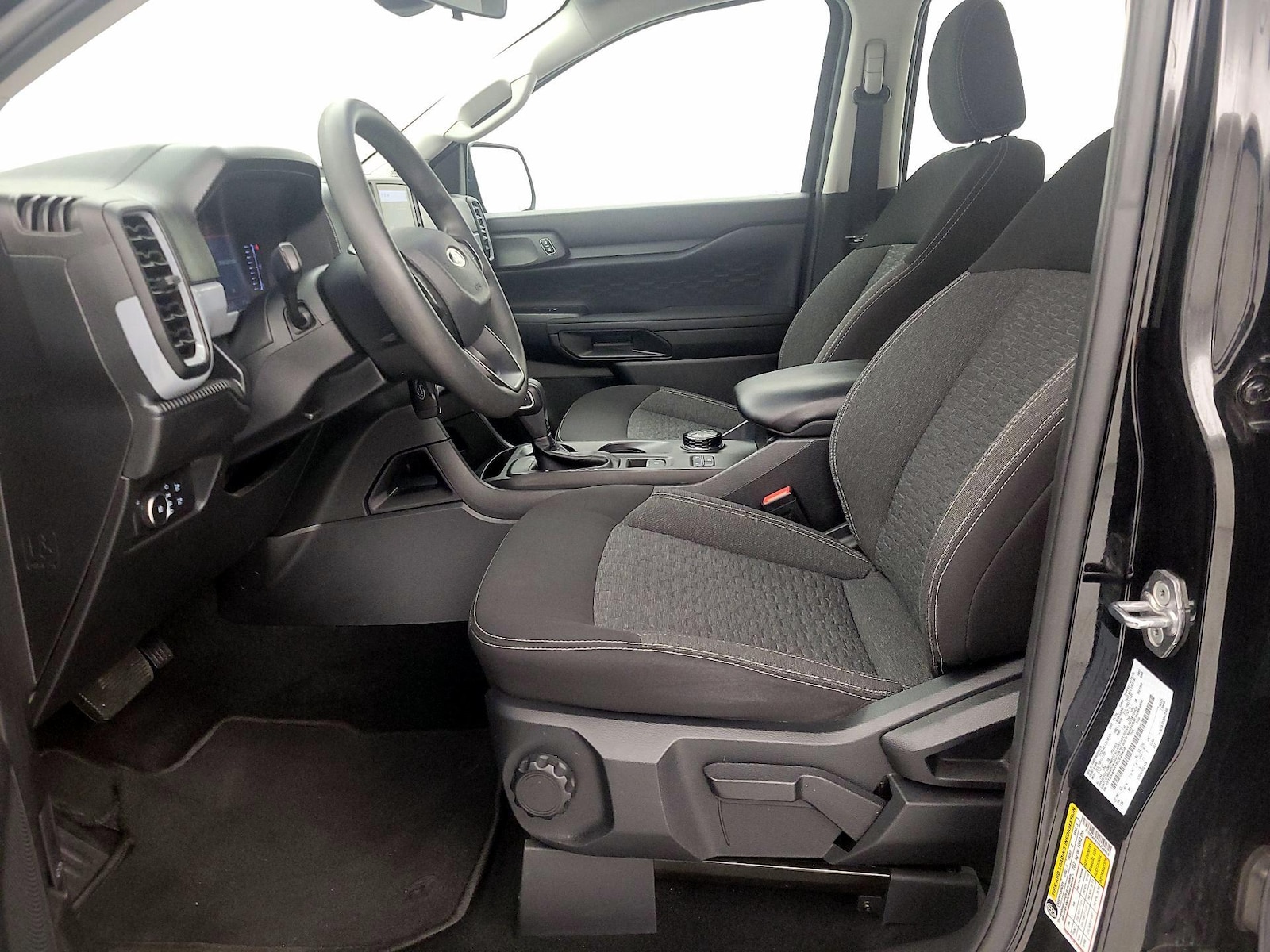 2024 Ford Ranger XL - Photo 12