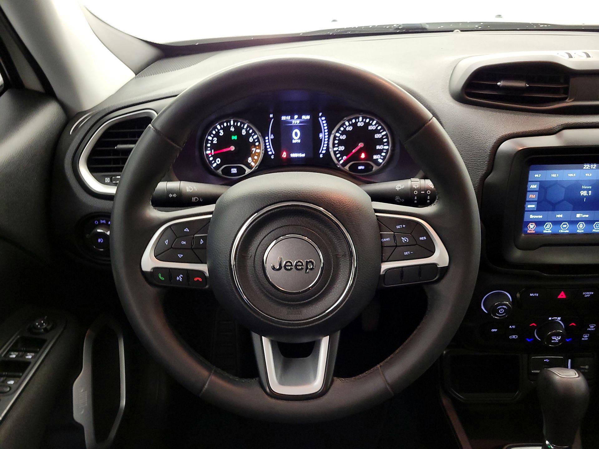 Thumbnail: 2018 Jeep Renegade - 10