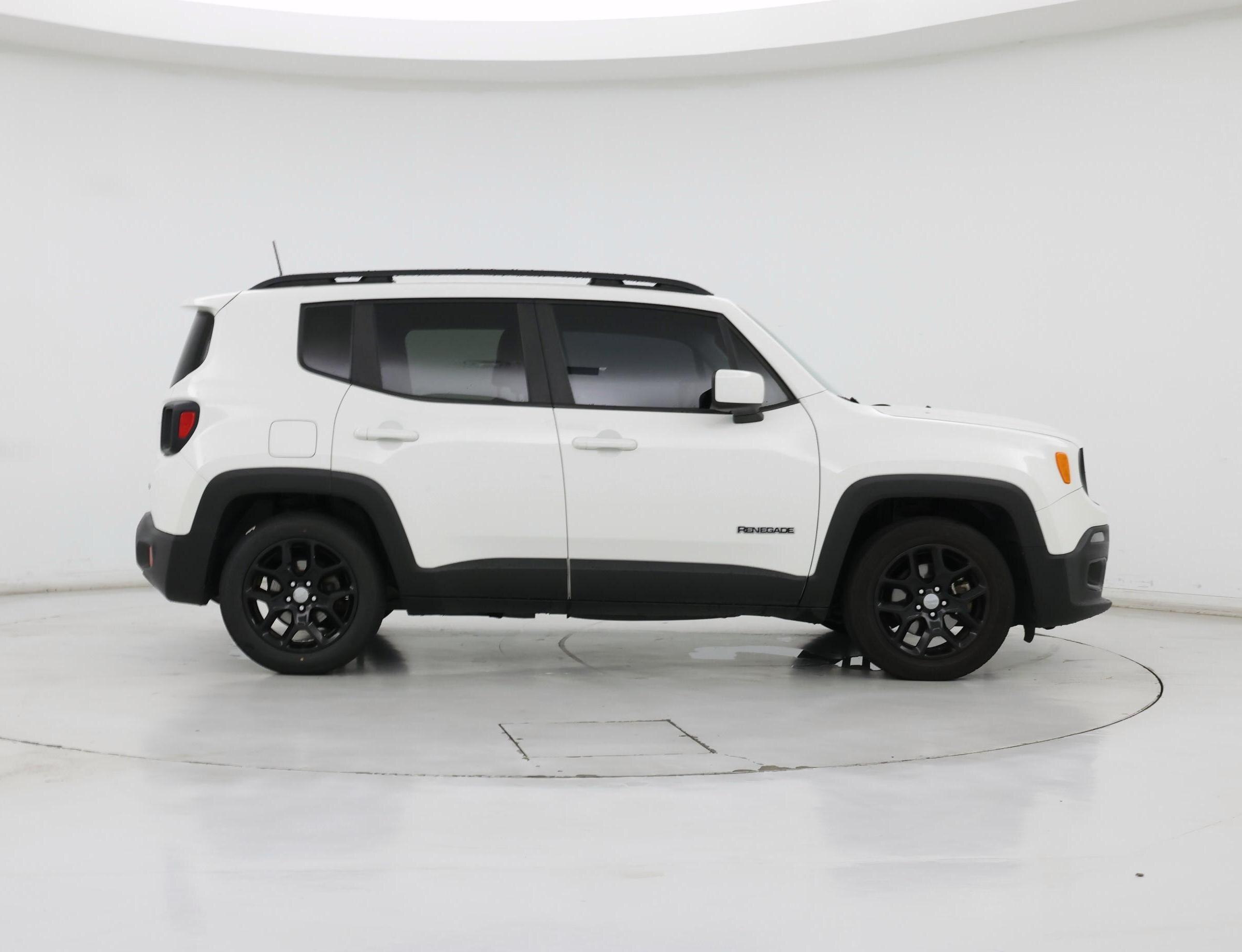 Thumbnail: 2018 Jeep Renegade - 7