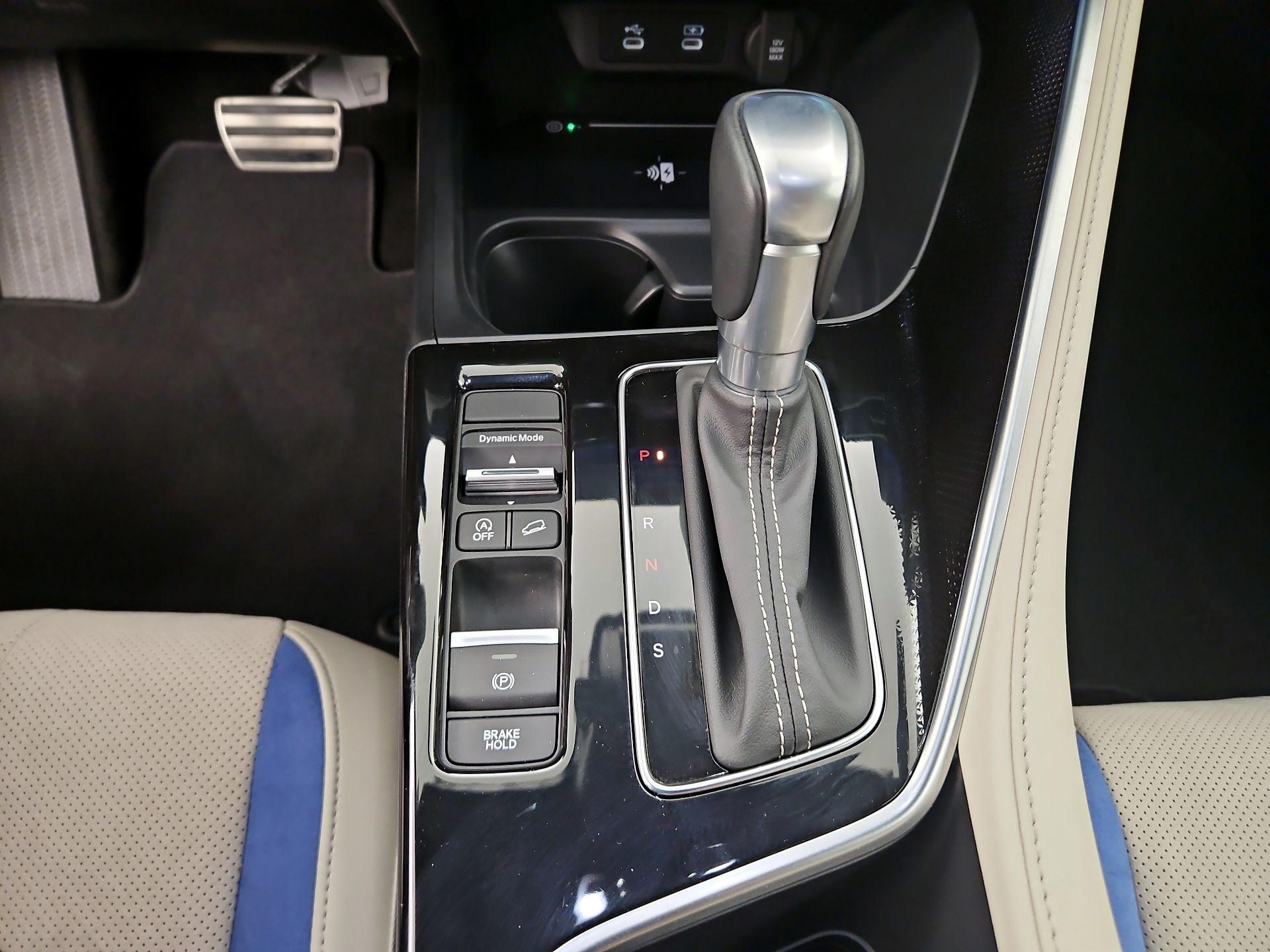 Thumbnail: 2025 Acura ADX - 17