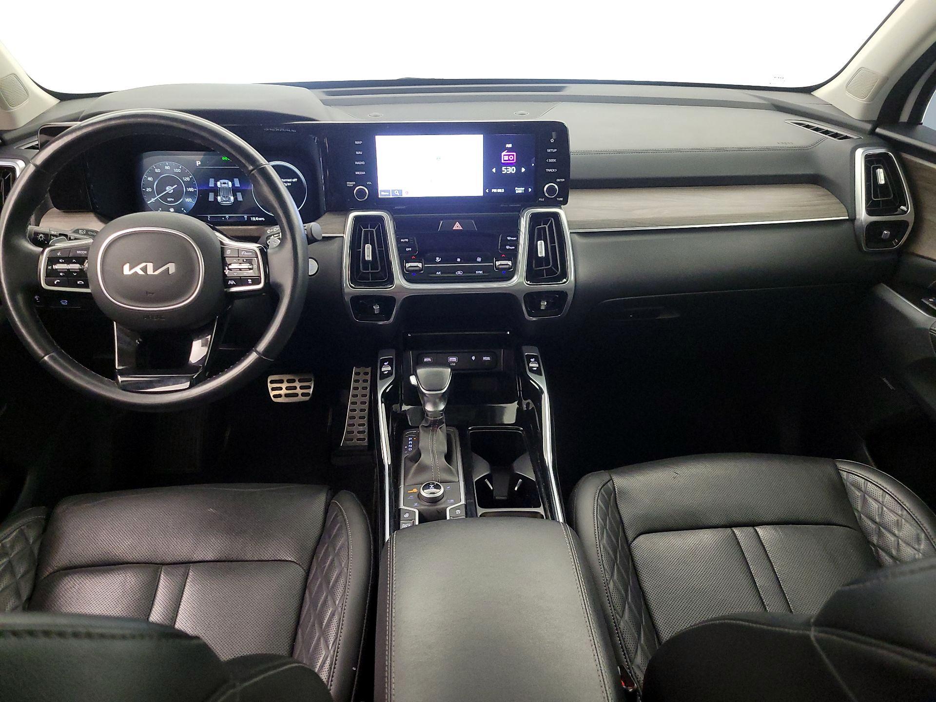 Thumbnail: 2023 Kia Sorento - 9