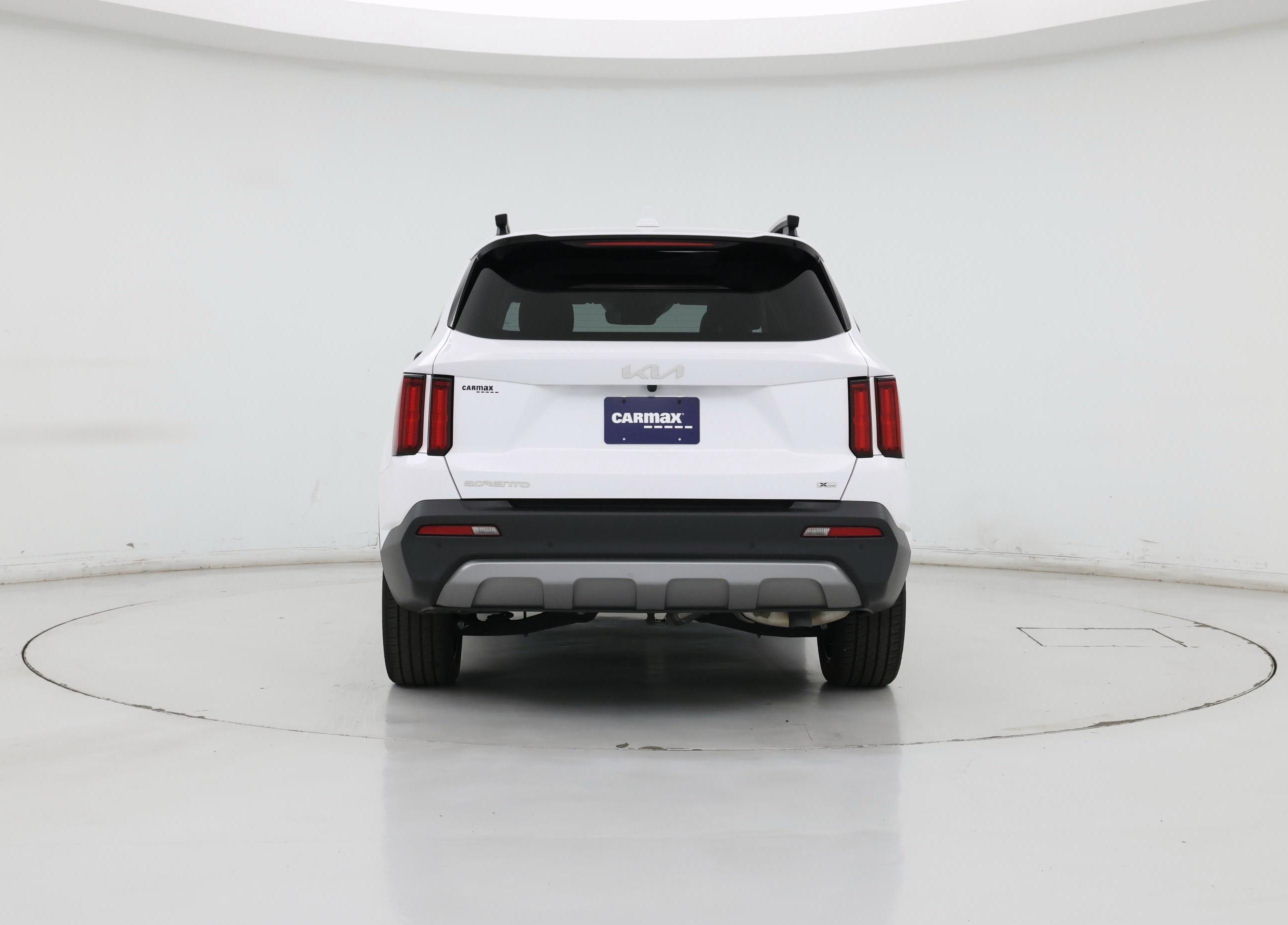 Thumbnail: 2023 Kia Sorento - 6