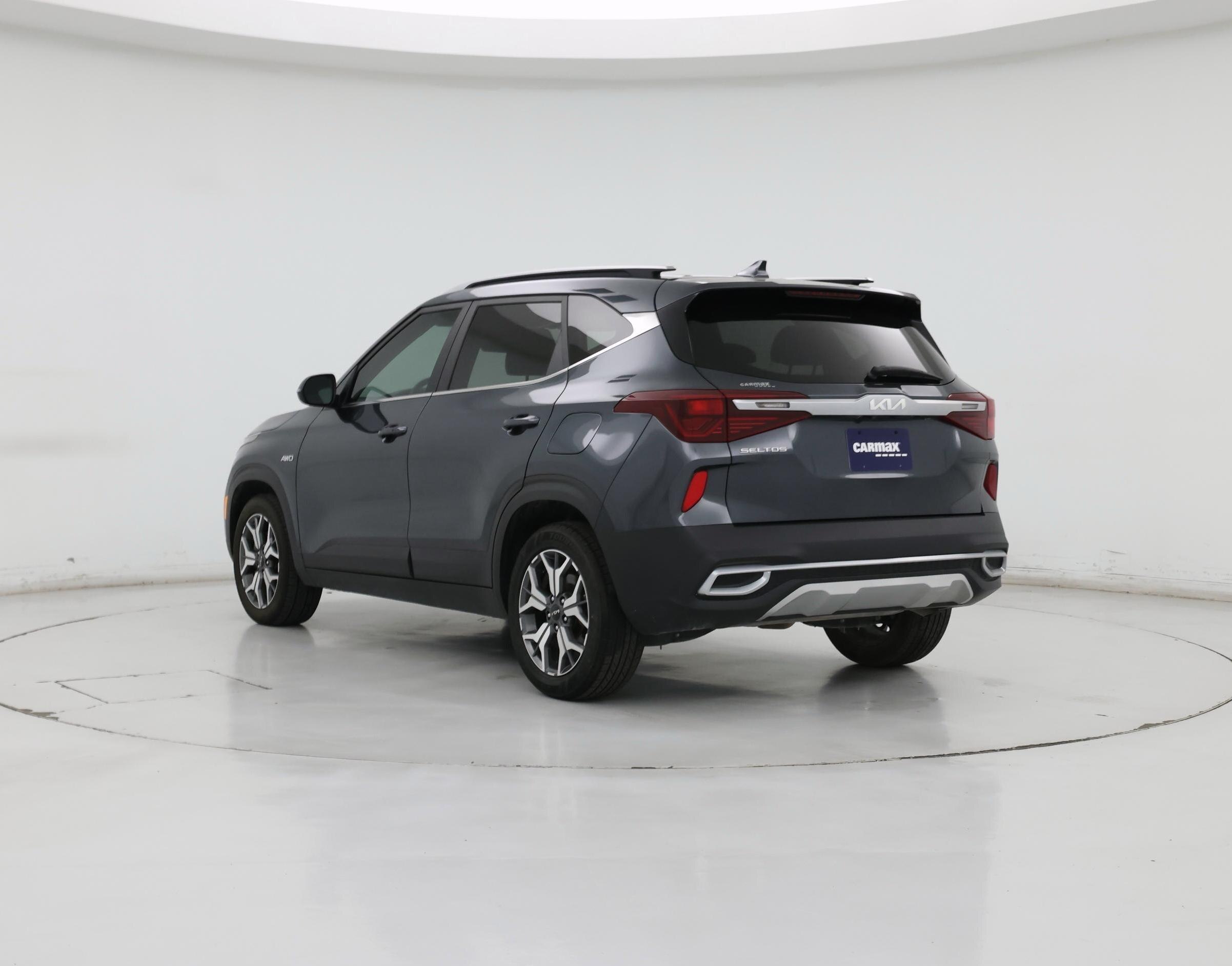 Thumbnail: 2023 Kia Seltos - 2