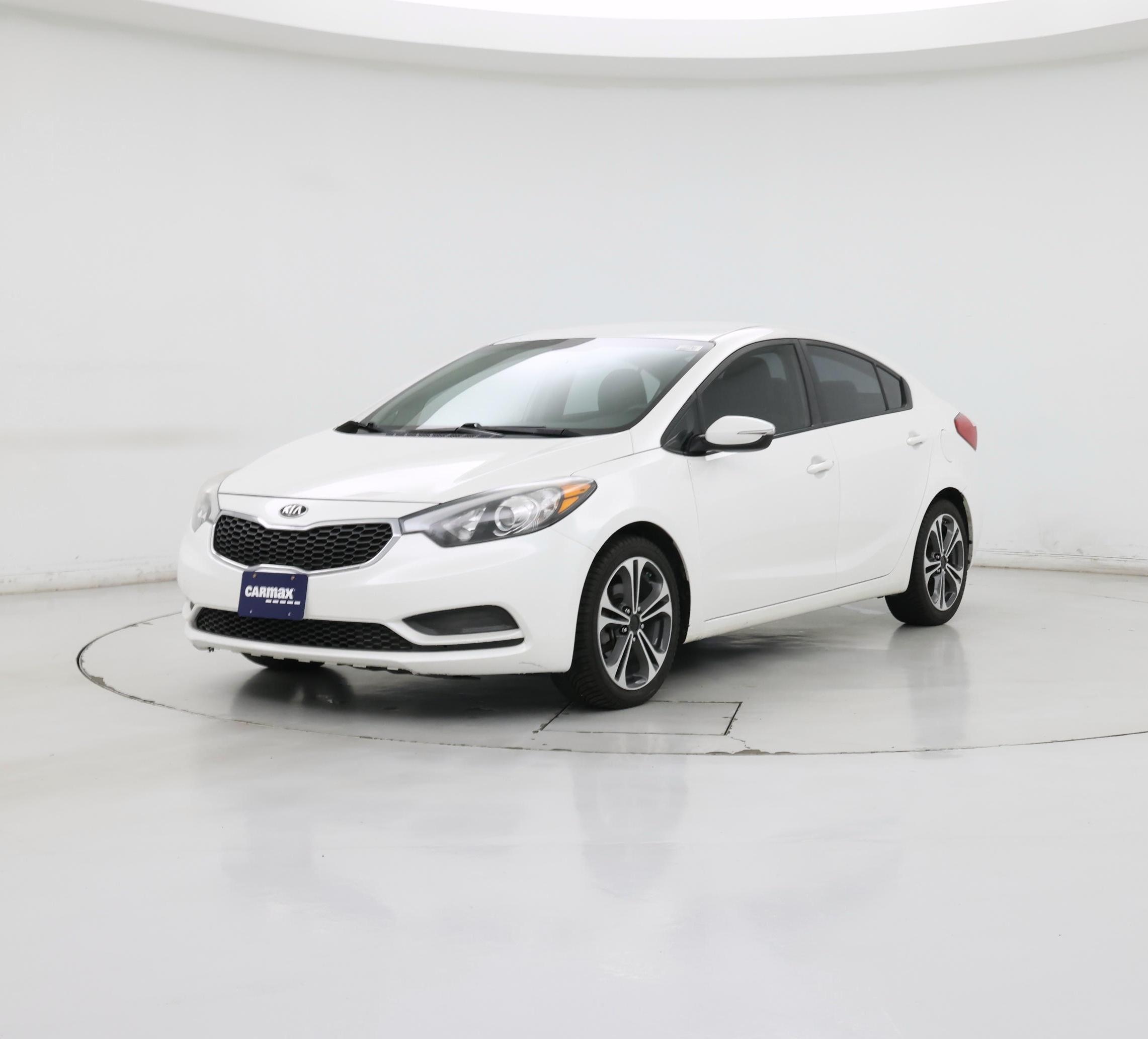 Thumbnail: 2015 Kia Forte - 4
