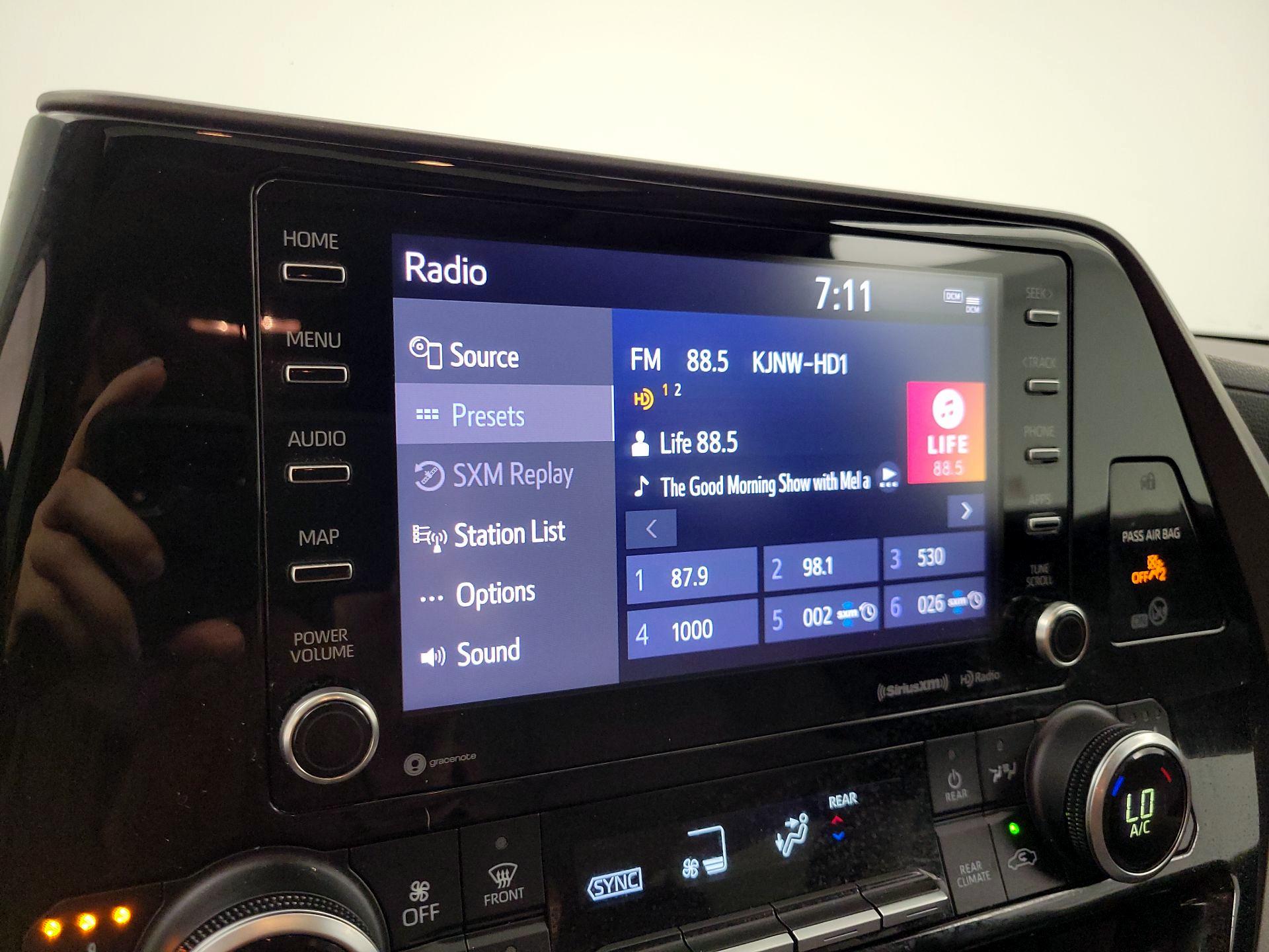 Thumbnail: 2020 Toyota Highlander - 15