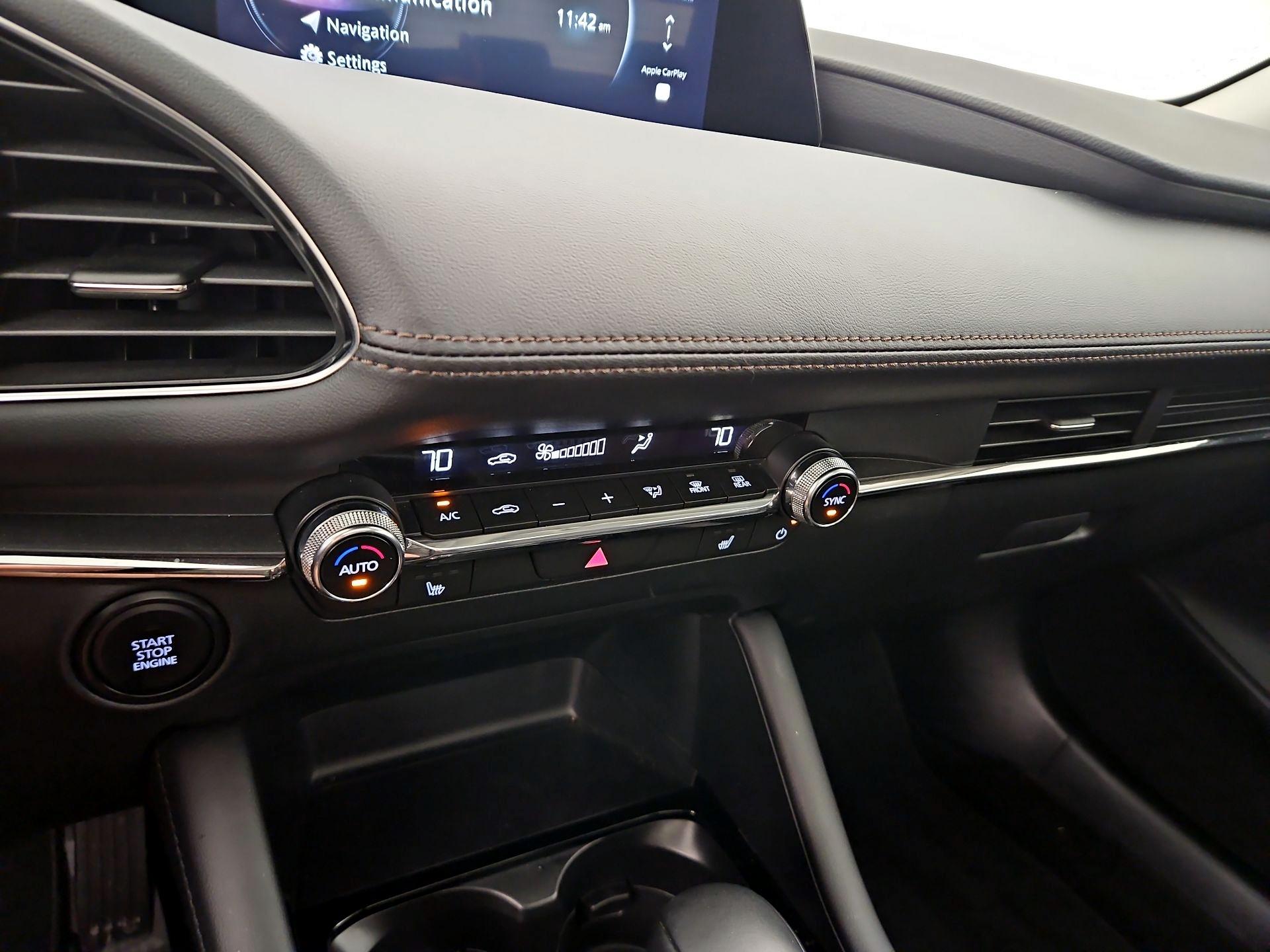 Thumbnail: 2025 Mazda Mazda3 - 17