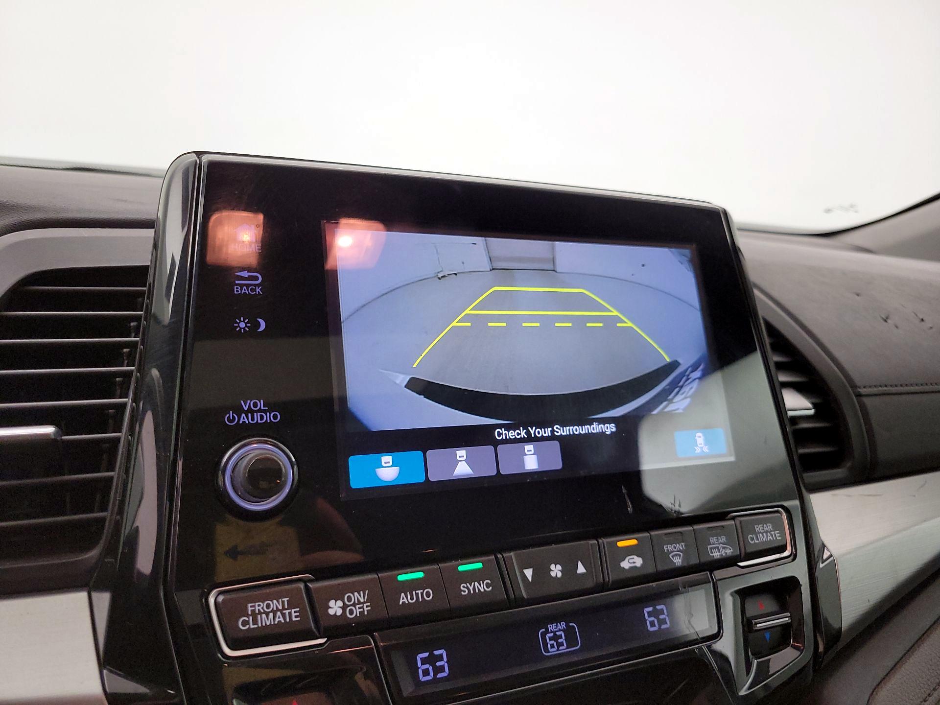 Thumbnail: 2019 Honda Odyssey - 14