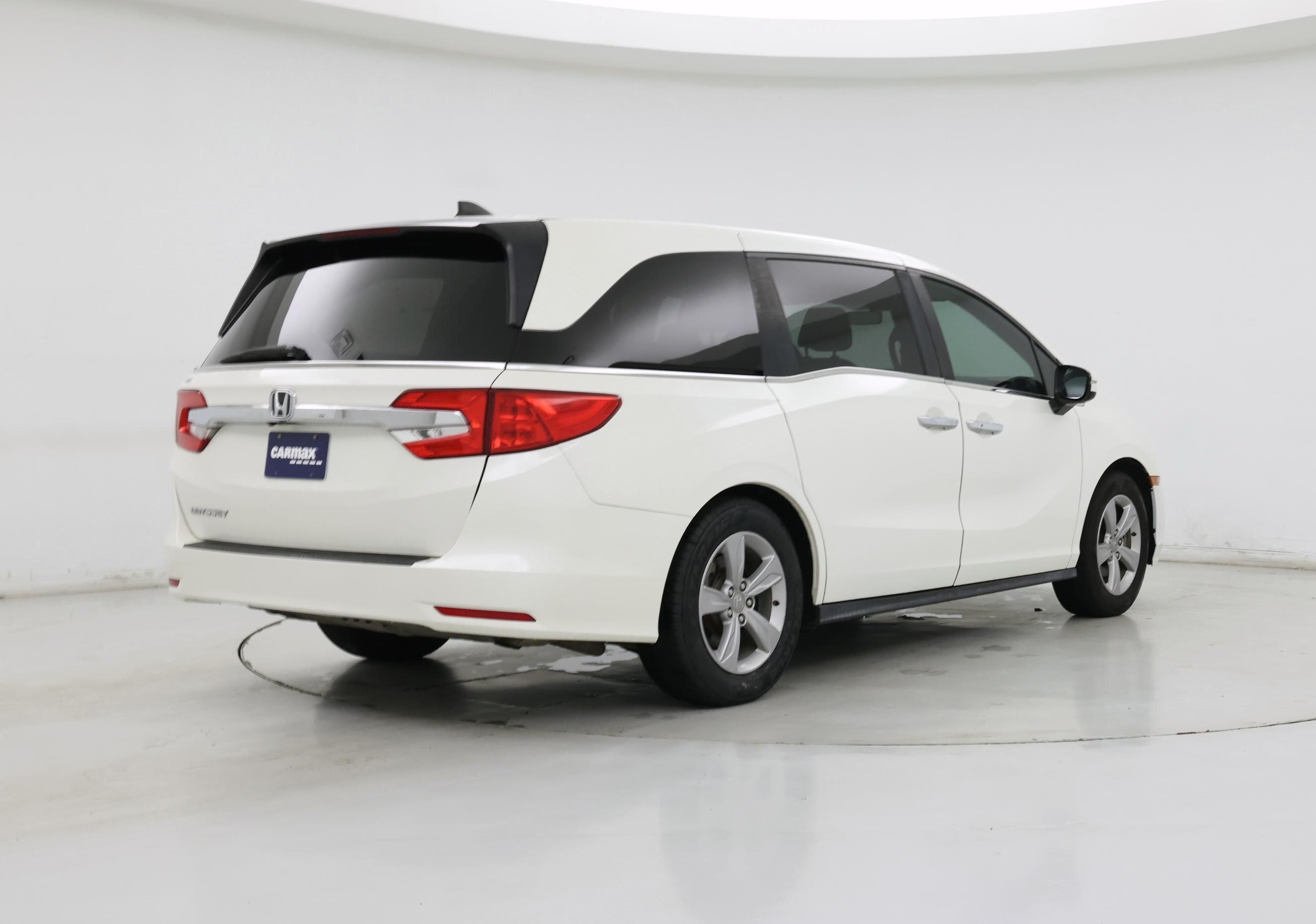 Thumbnail: 2019 Honda Odyssey - 8