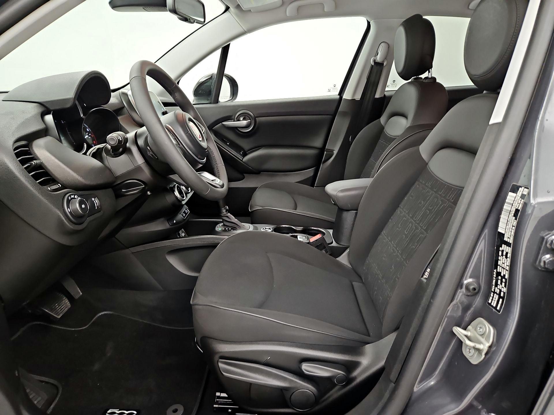 Thumbnail: 2023 Fiat 500X - 11