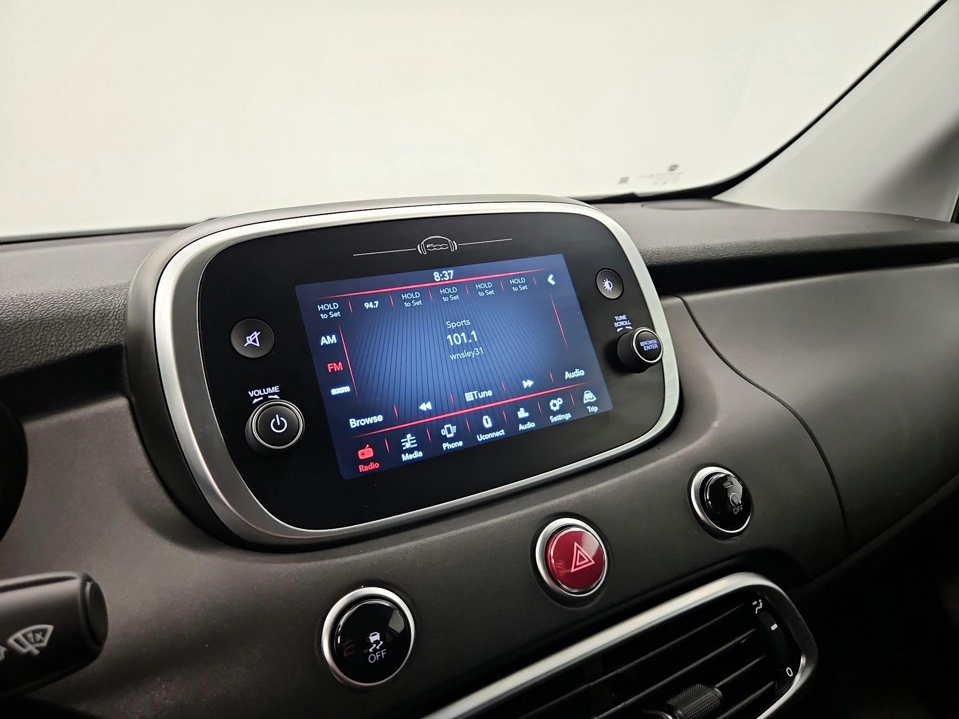 Thumbnail: 2023 Fiat 500X - 15