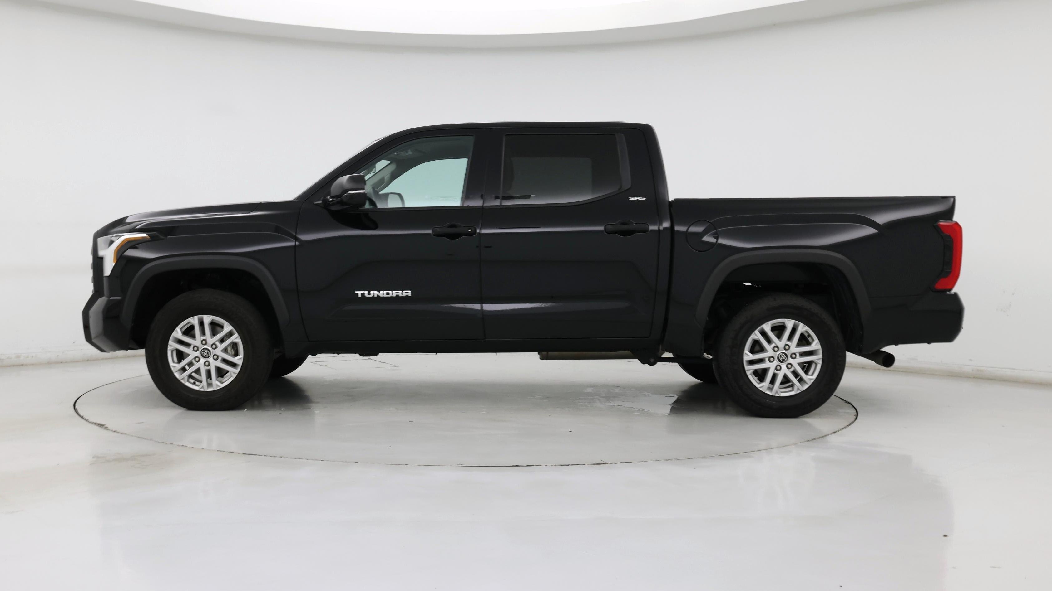 Thumbnail: 2023 Toyota Tundra - 3