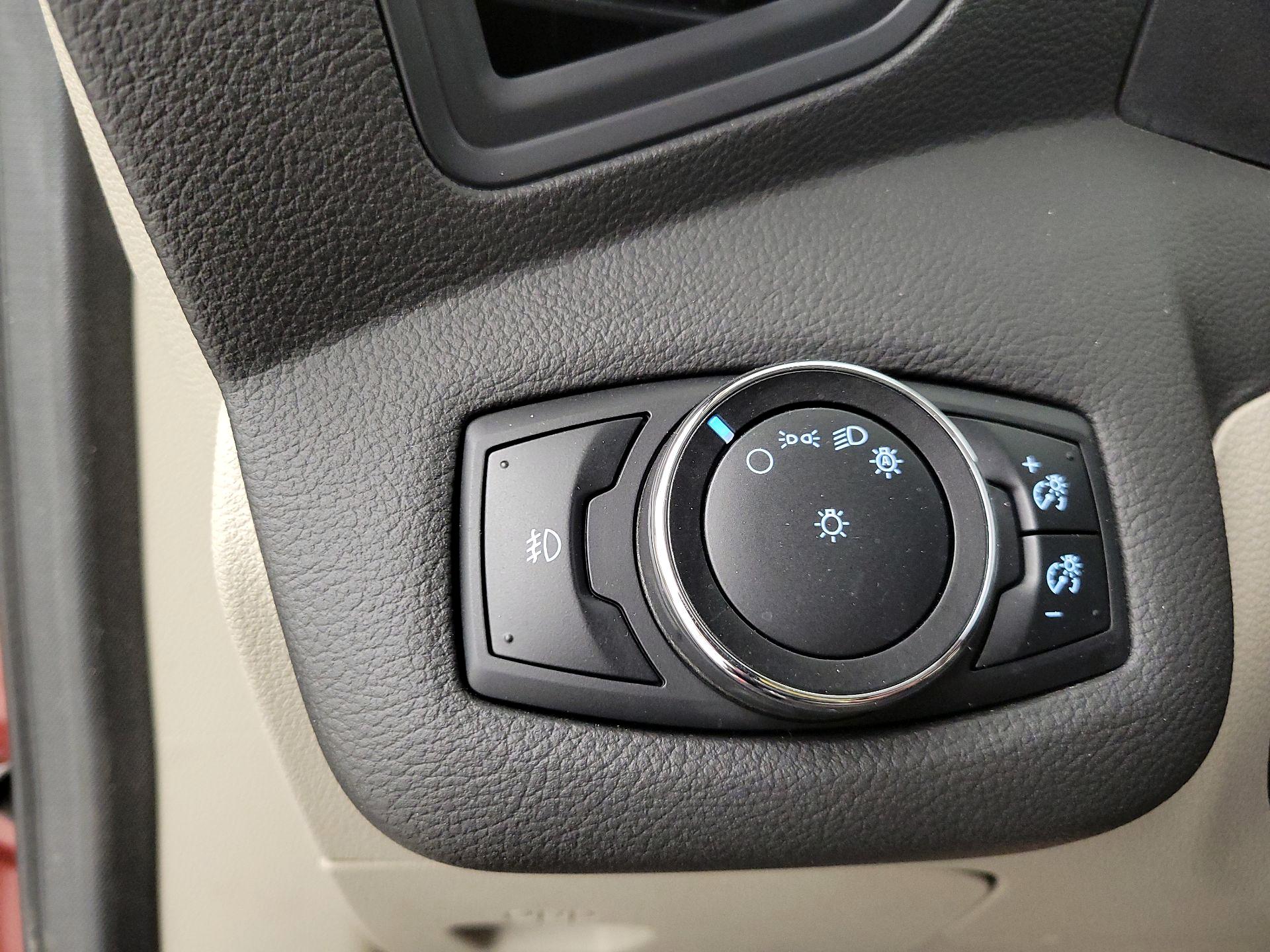 Thumbnail: 2014 Ford Escape - 13