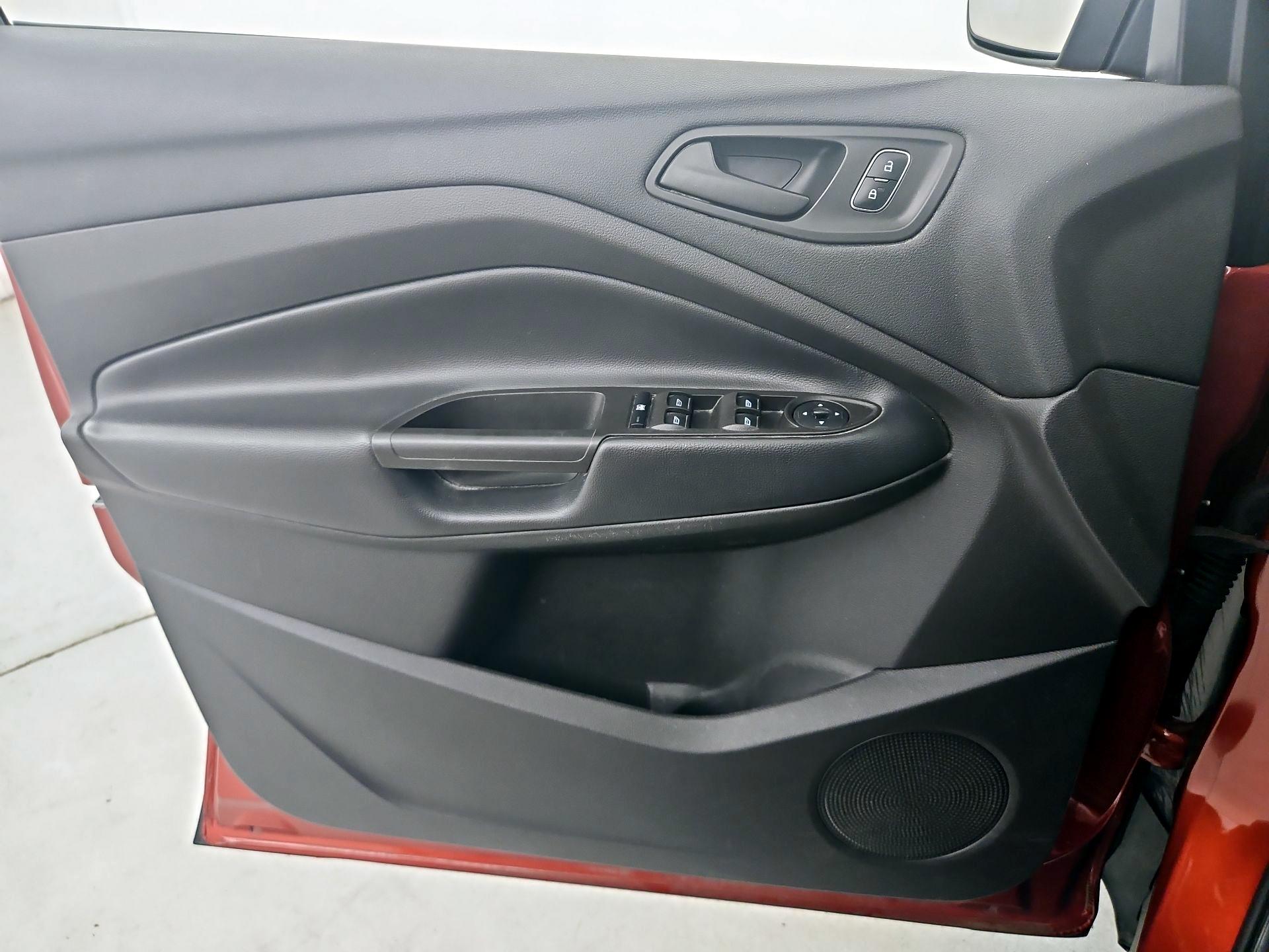 Thumbnail: 2019 Ford Escape - 12