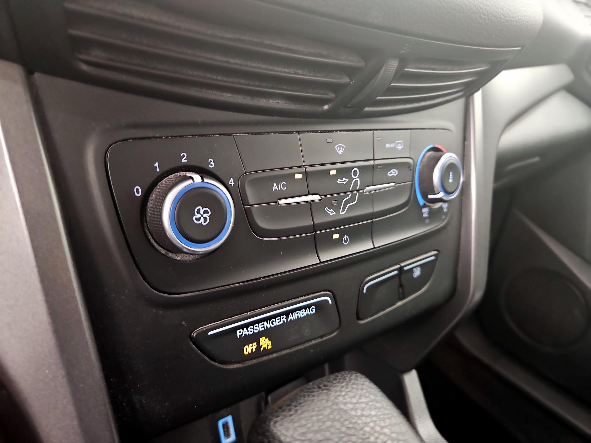 Thumbnail: 2019 Ford Escape - 16