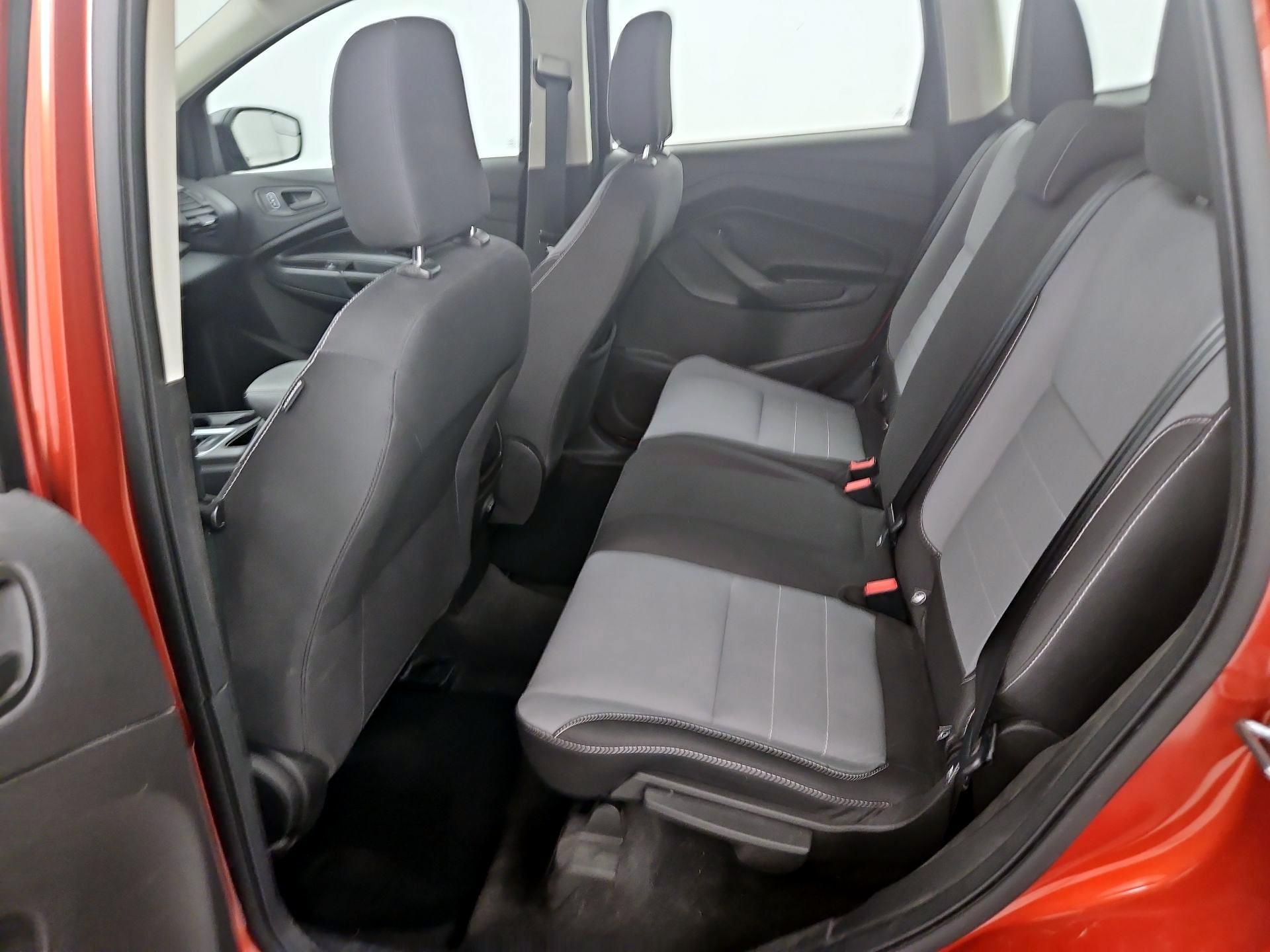 Thumbnail: 2019 Ford Escape - 19