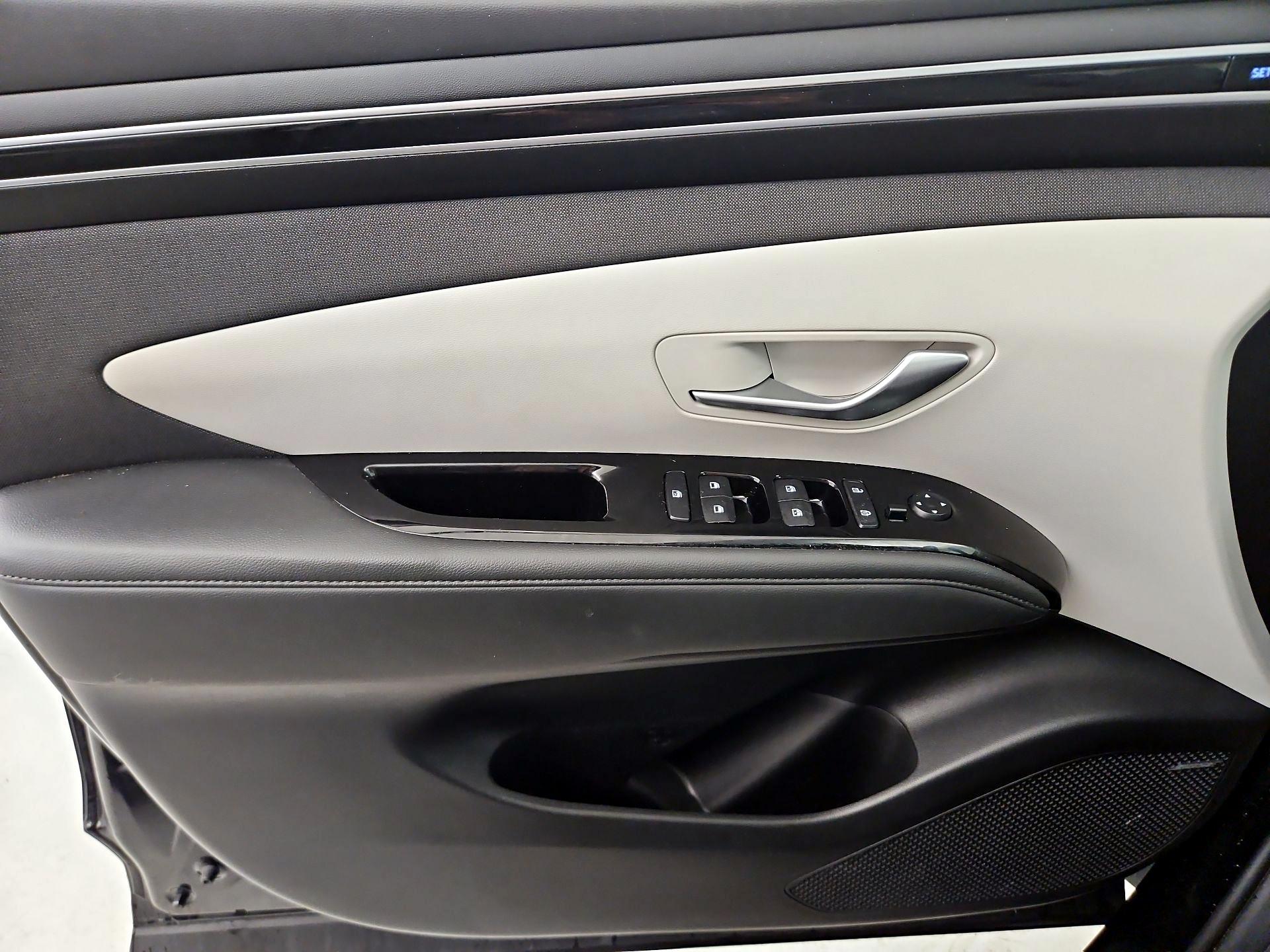 Thumbnail: 2022 Hyundai Tucson - 12