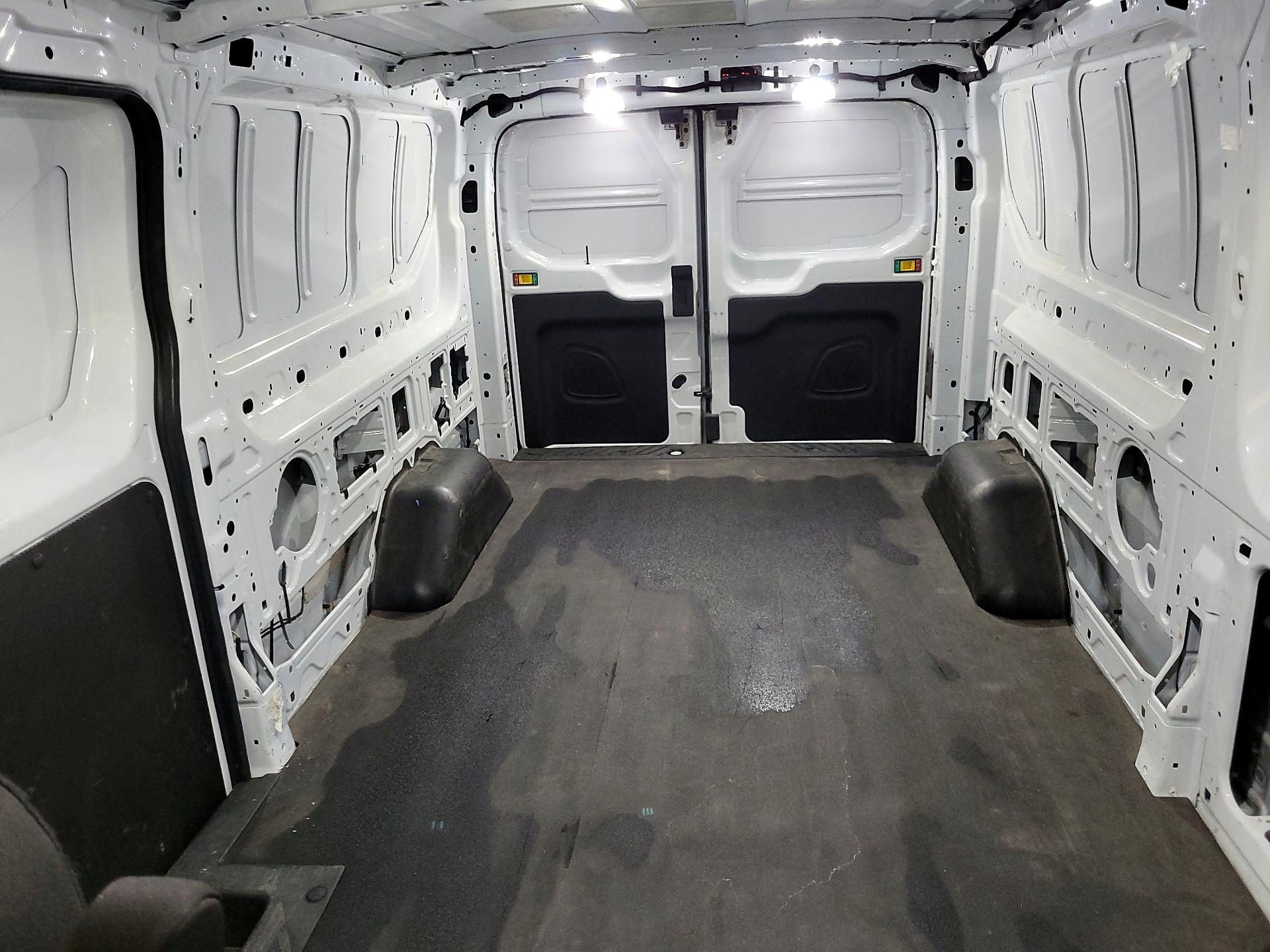 Thumbnail: 2022 Ford Transit Series - 19