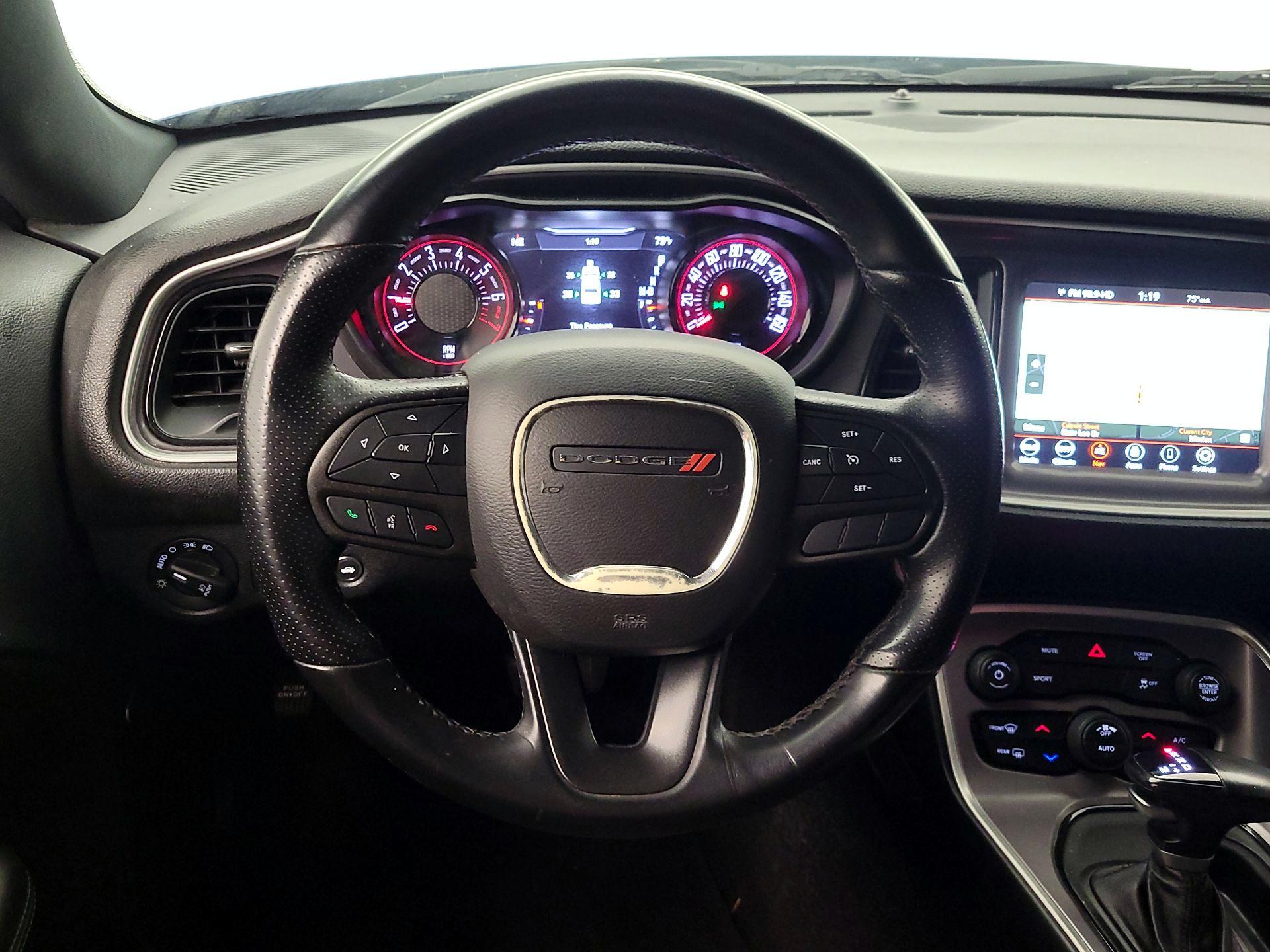 Thumbnail: 2022 Dodge Challenger - 10