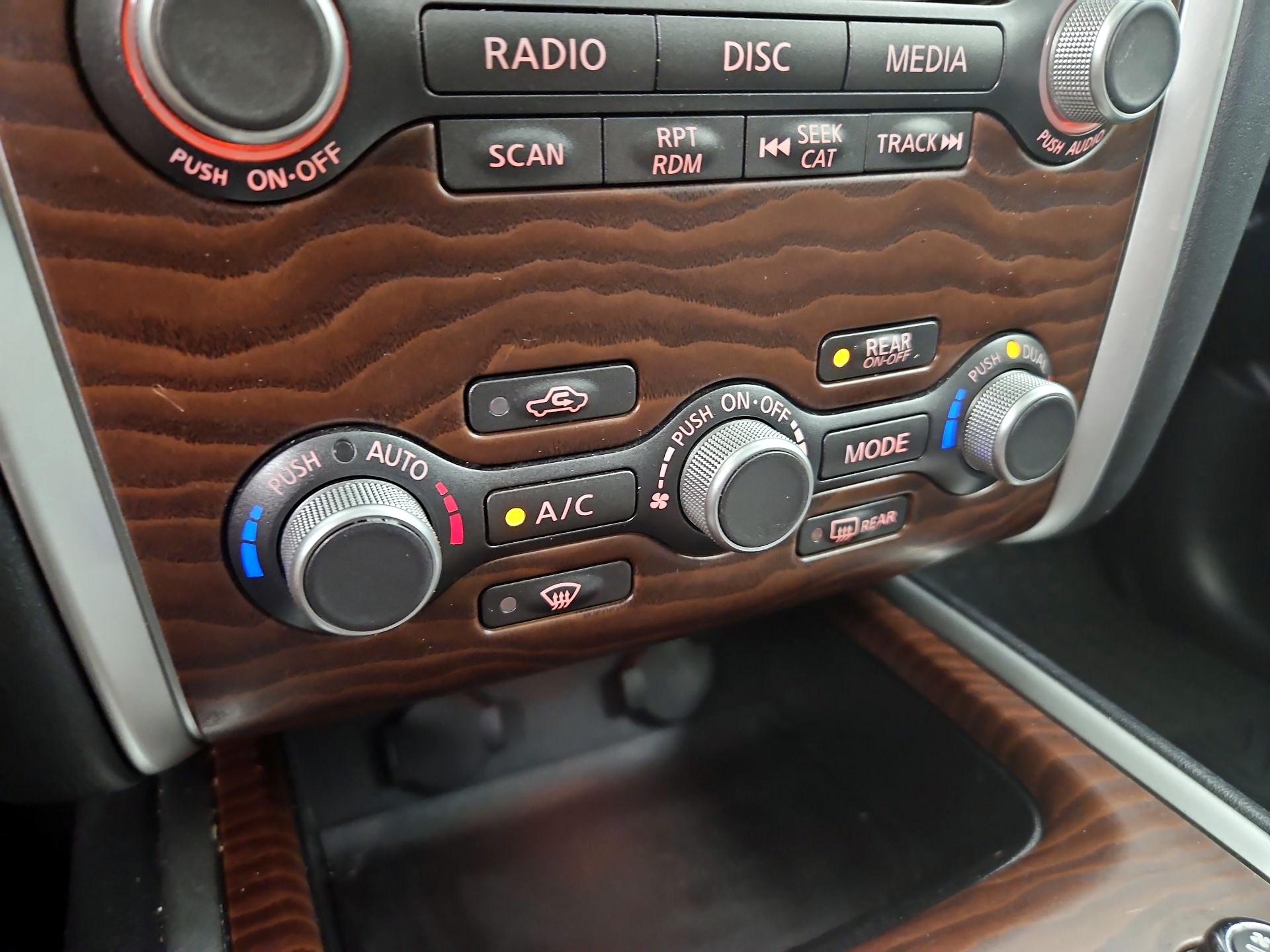 Thumbnail: 2017 Nissan Pathfinder - 17