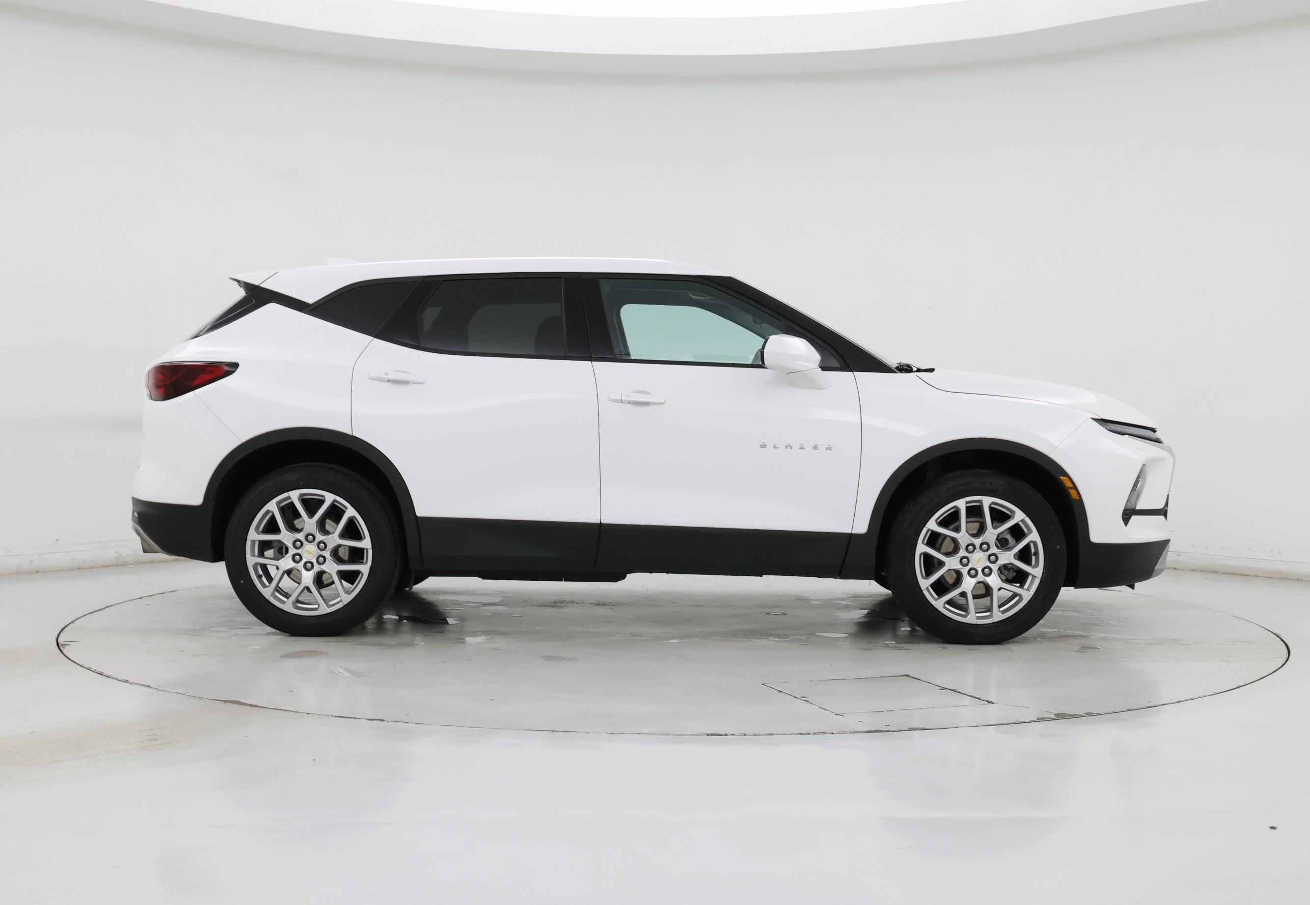 Thumbnail: 2023 Chevrolet Blazer - 7