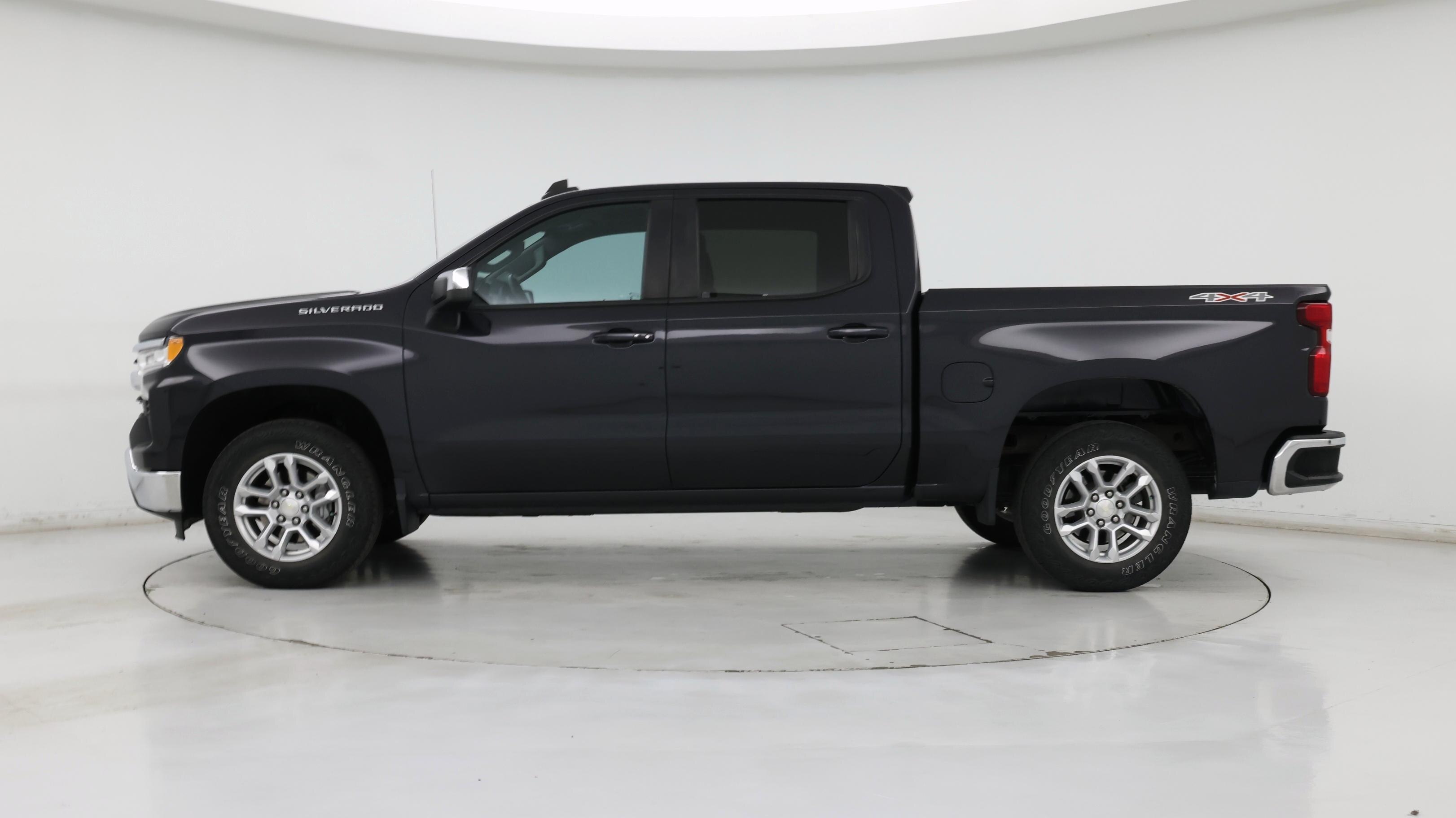 Thumbnail: 2022 Chevrolet Silverado 1500 - 3