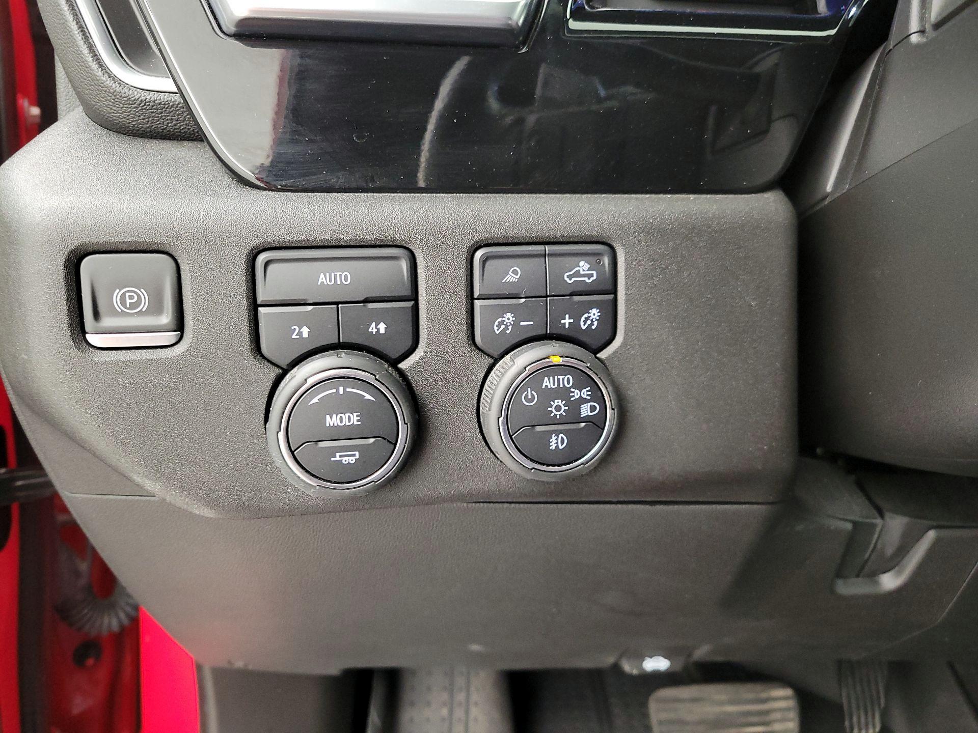 Thumbnail: 2022 Chevrolet Silverado 1500 - 13