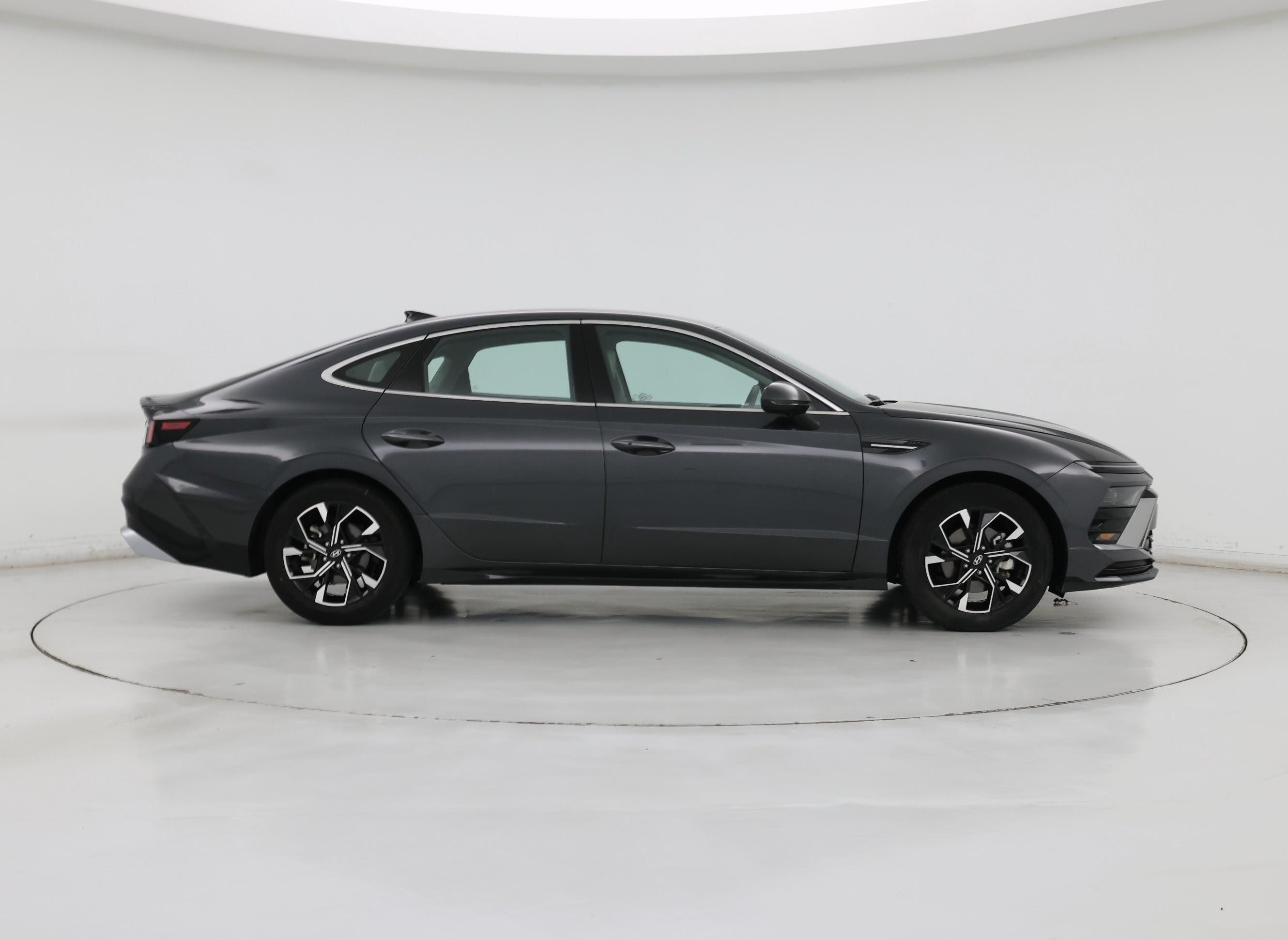 Thumbnail: 2025 Hyundai Sonata - 7