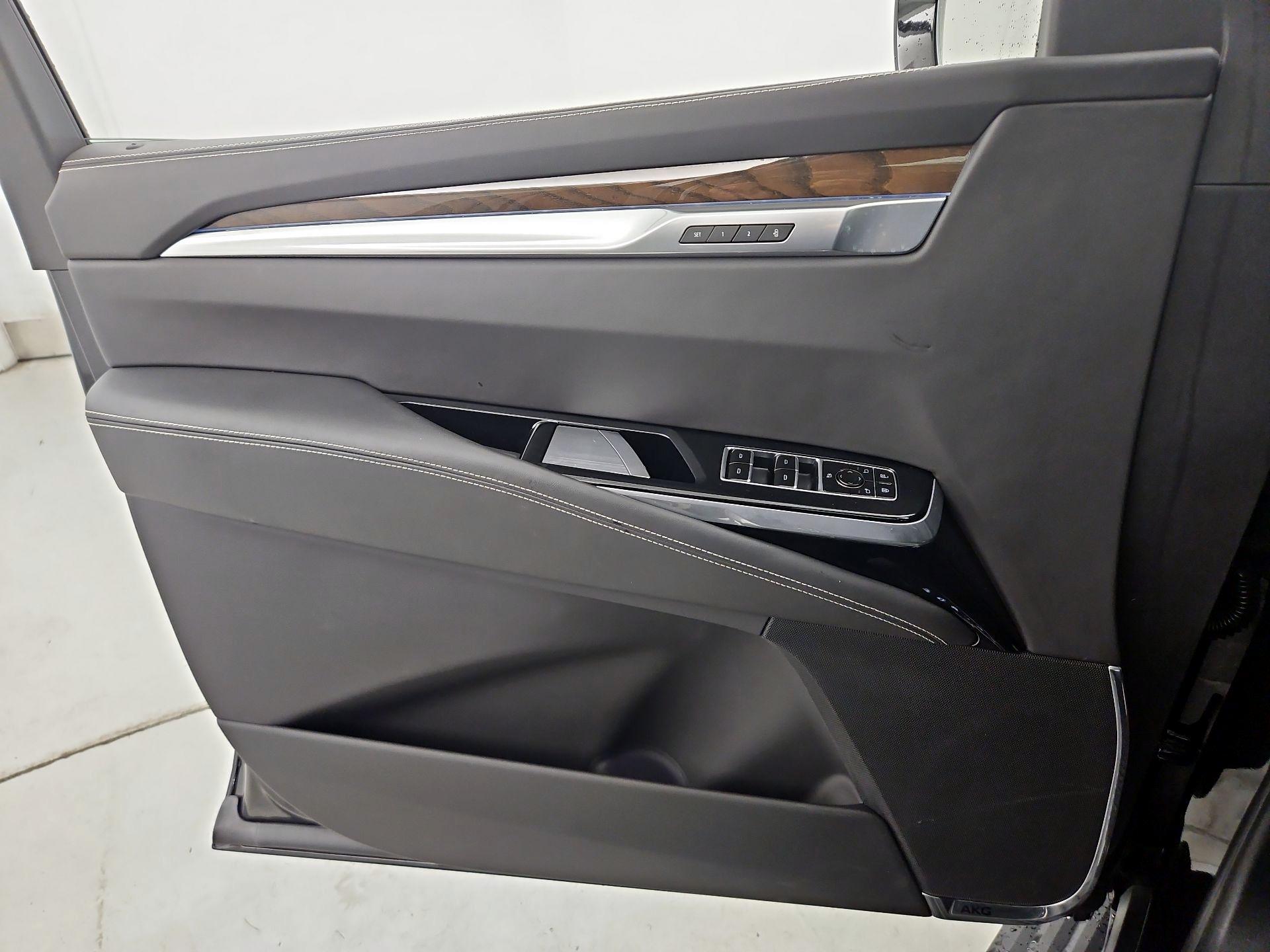 Thumbnail: 2025 Cadillac Escalade - 12