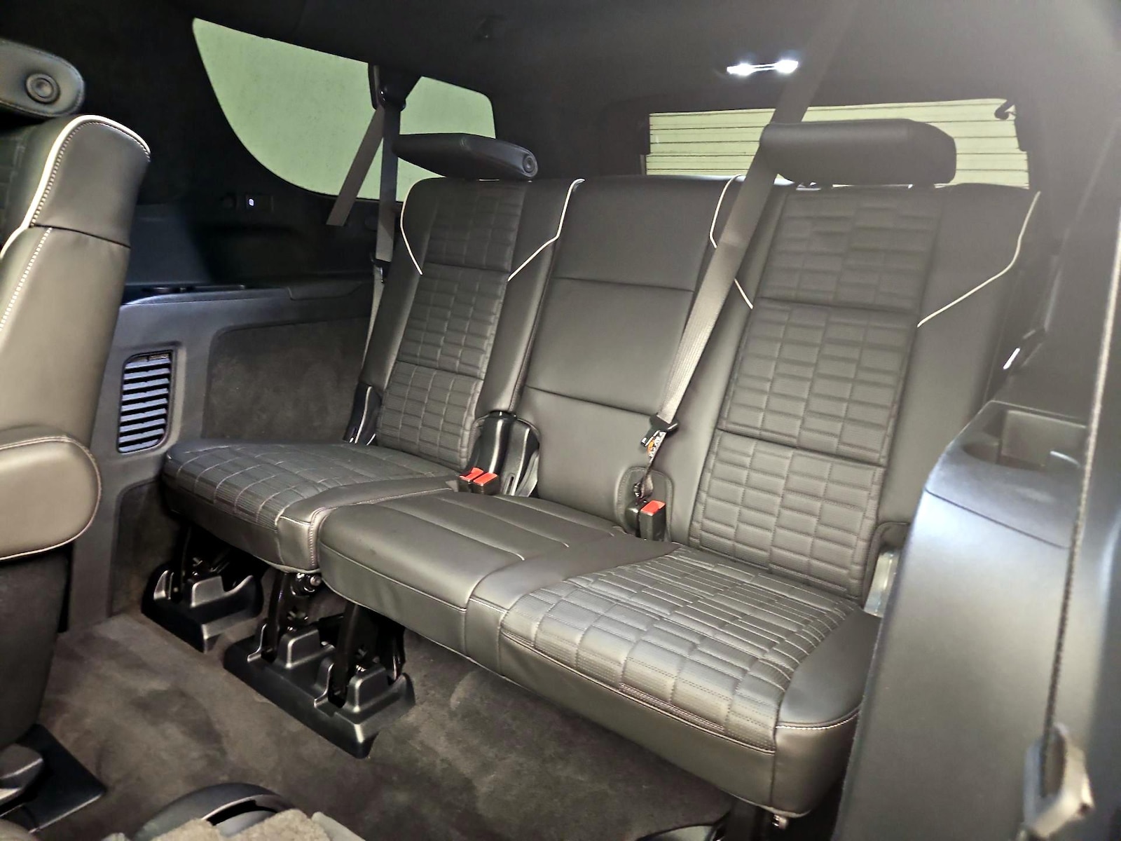 2025 Cadillac Escalade ESV Sport Platinum - Photo 23