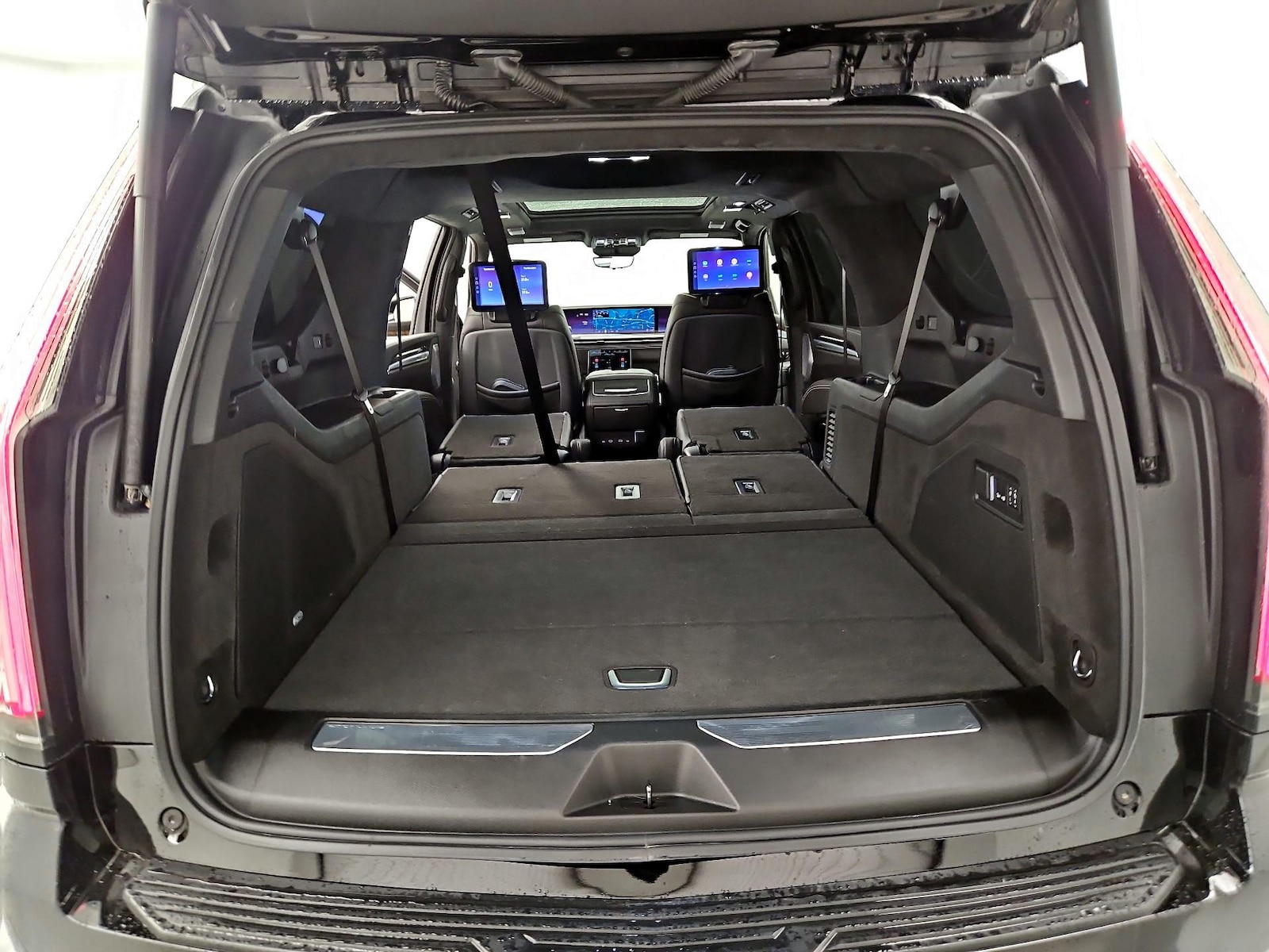 2025 Cadillac Escalade ESV Sport Platinum - Photo 25