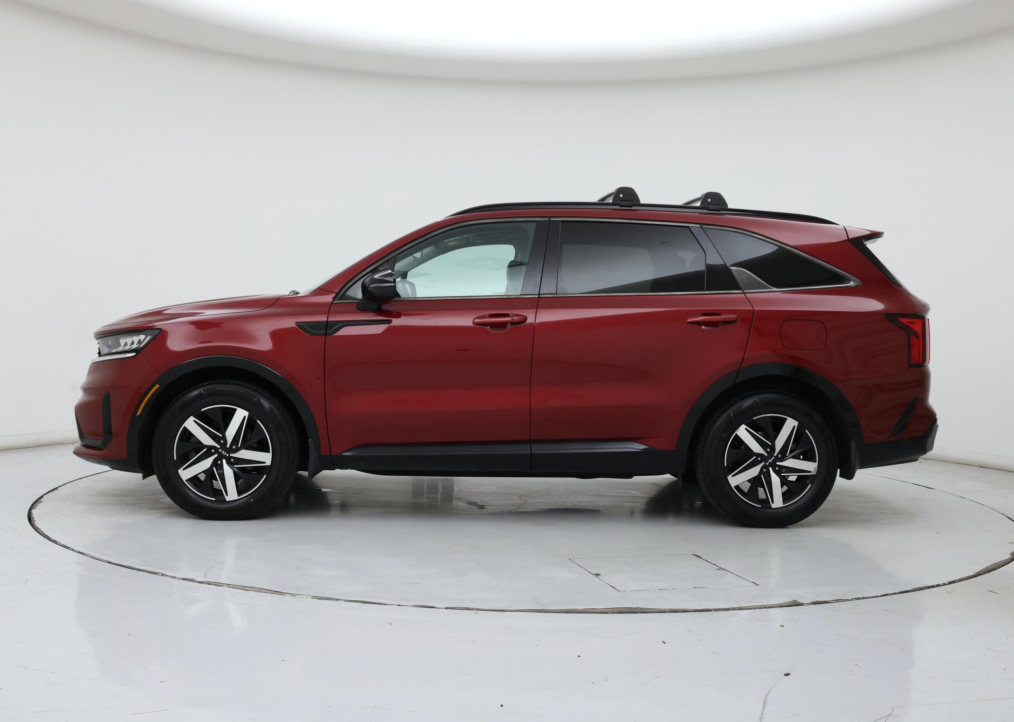 Thumbnail: 2022 Kia Sorento - 3