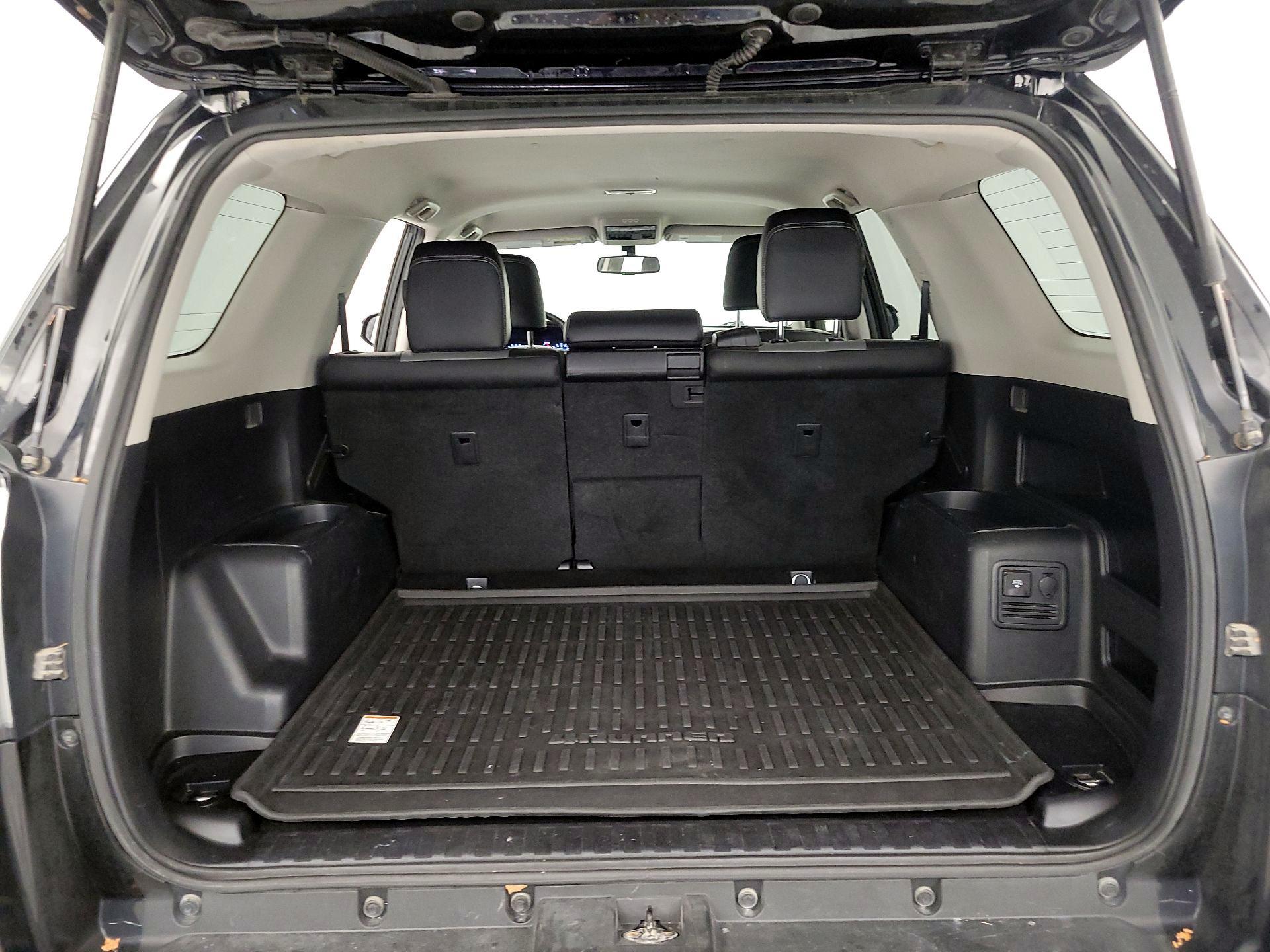 Thumbnail: 2017 Toyota 4Runner - 20